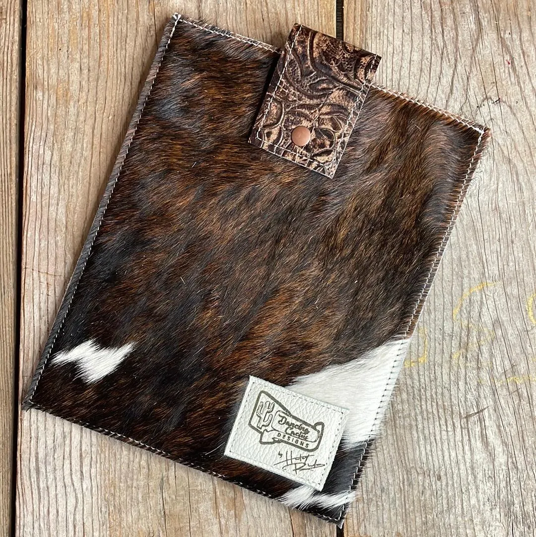13'' Tablet Sleeve - Tricolor w/ Deadwood Roses