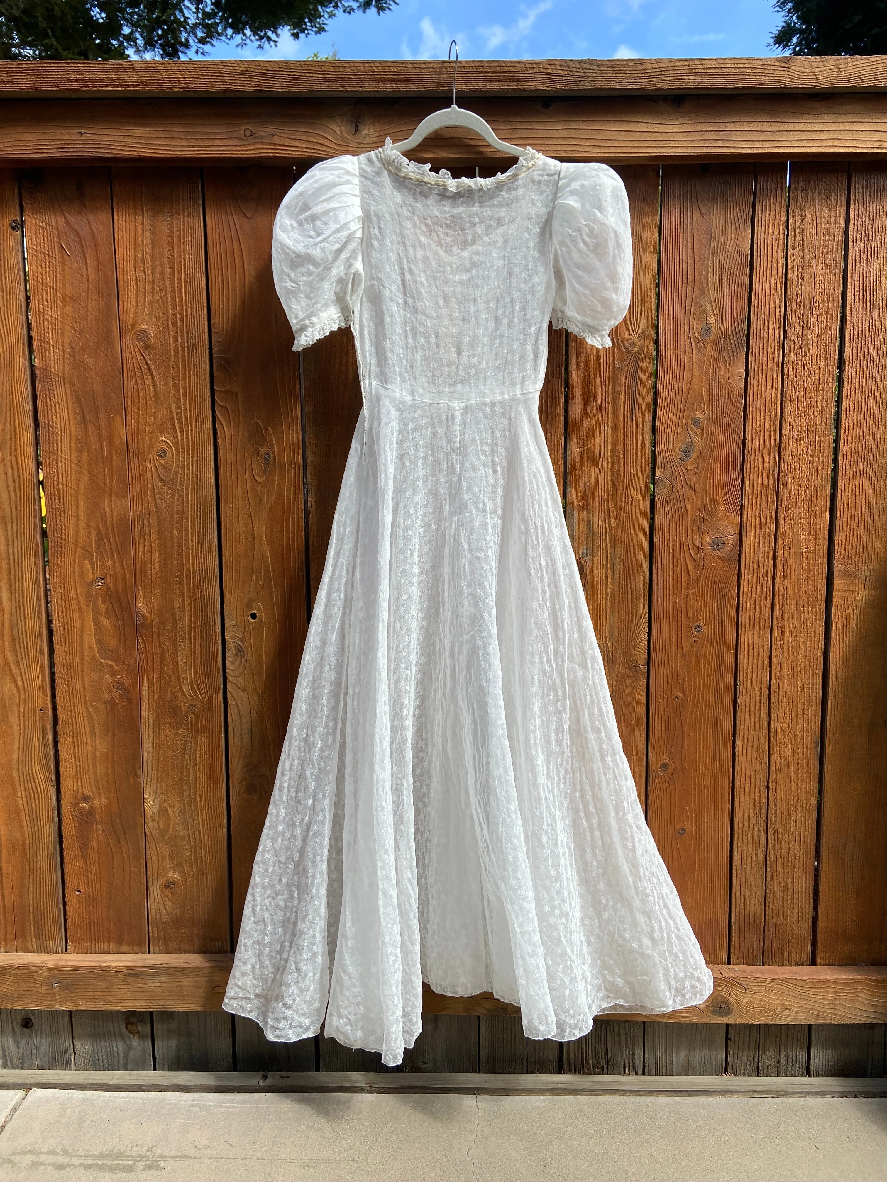 1930s Puff Sleeve Floral Organza Wedding Dress