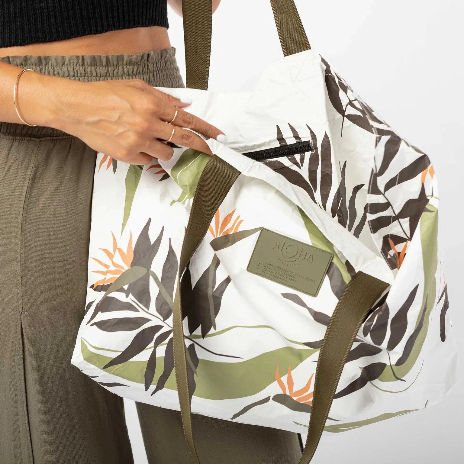 Aloha Collection Holo Holo Tote