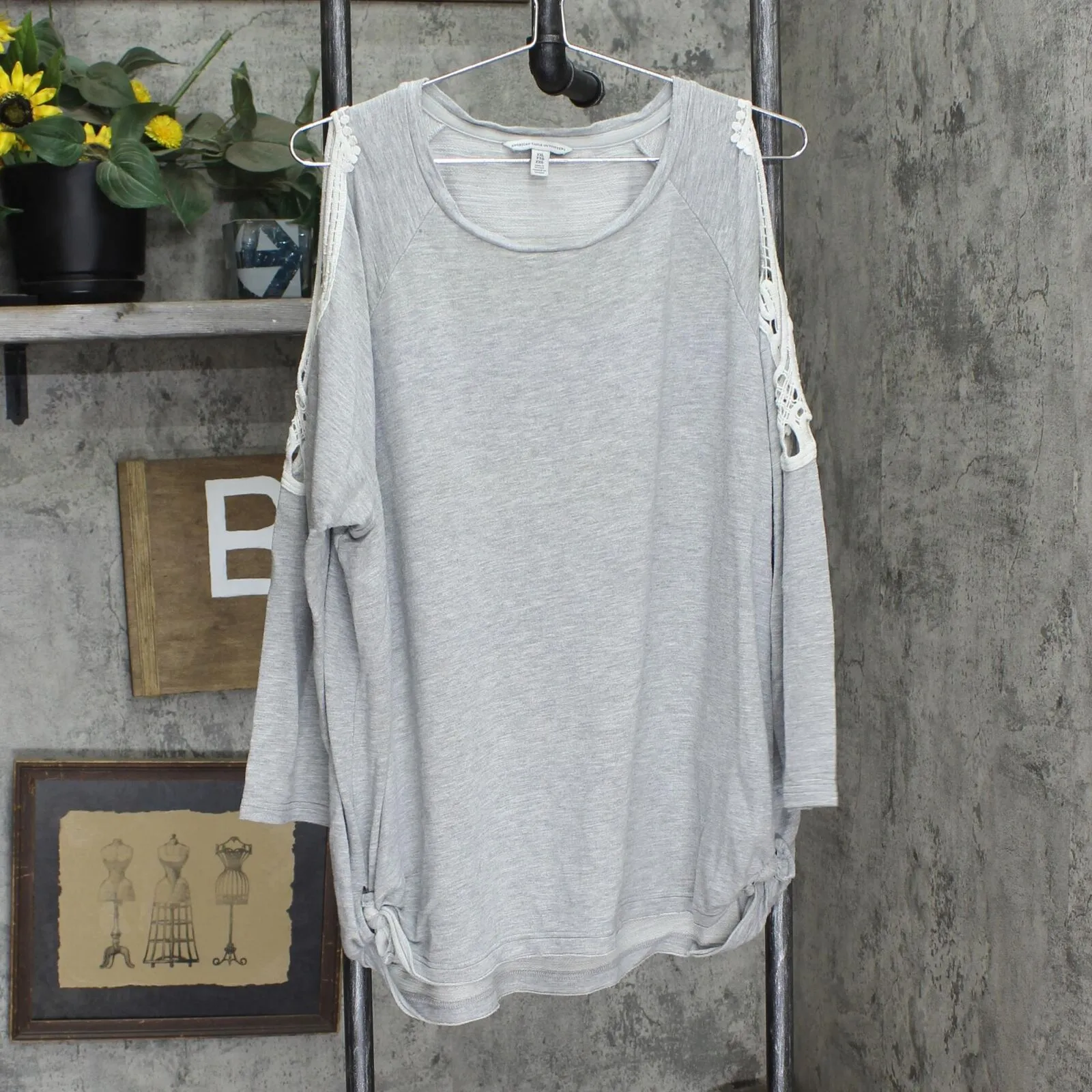 American Eagle Cold Shoulder Crochet Trim Knit French Terry Shirt Gray 2XL