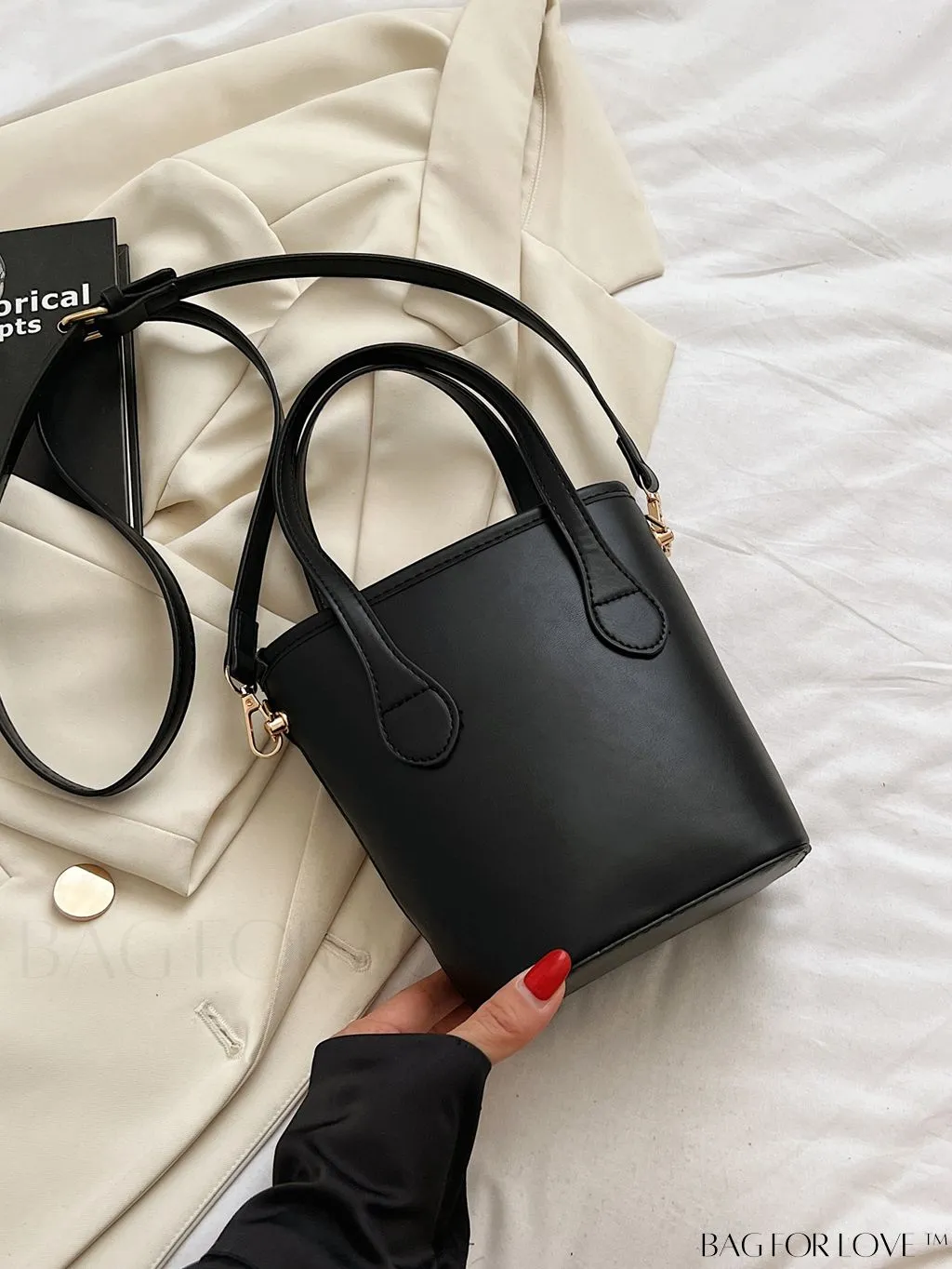 BagForLove - Adjustable Shoulder Strap Mini Geometric Fashion Handbag with Color-blocked Pattern