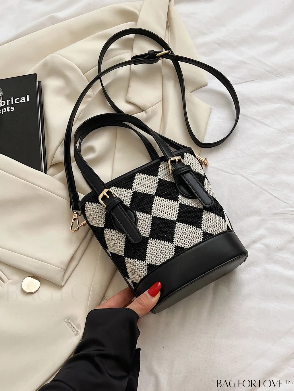 BagForLove - Adjustable Shoulder Strap Mini Geometric Fashion Handbag with Color-blocked Pattern