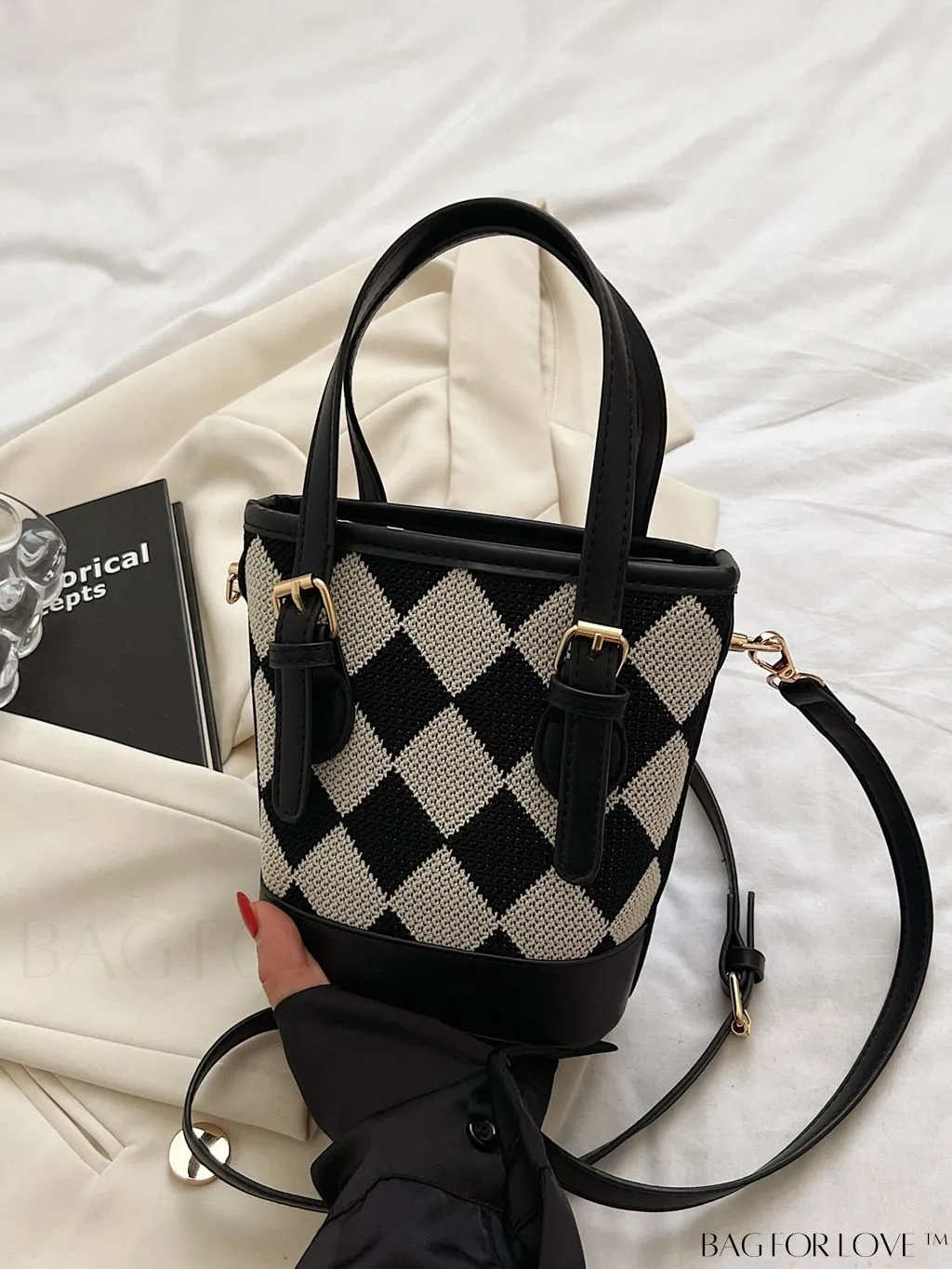 BagForLove - Adjustable Shoulder Strap Mini Geometric Fashion Handbag with Color-blocked Pattern