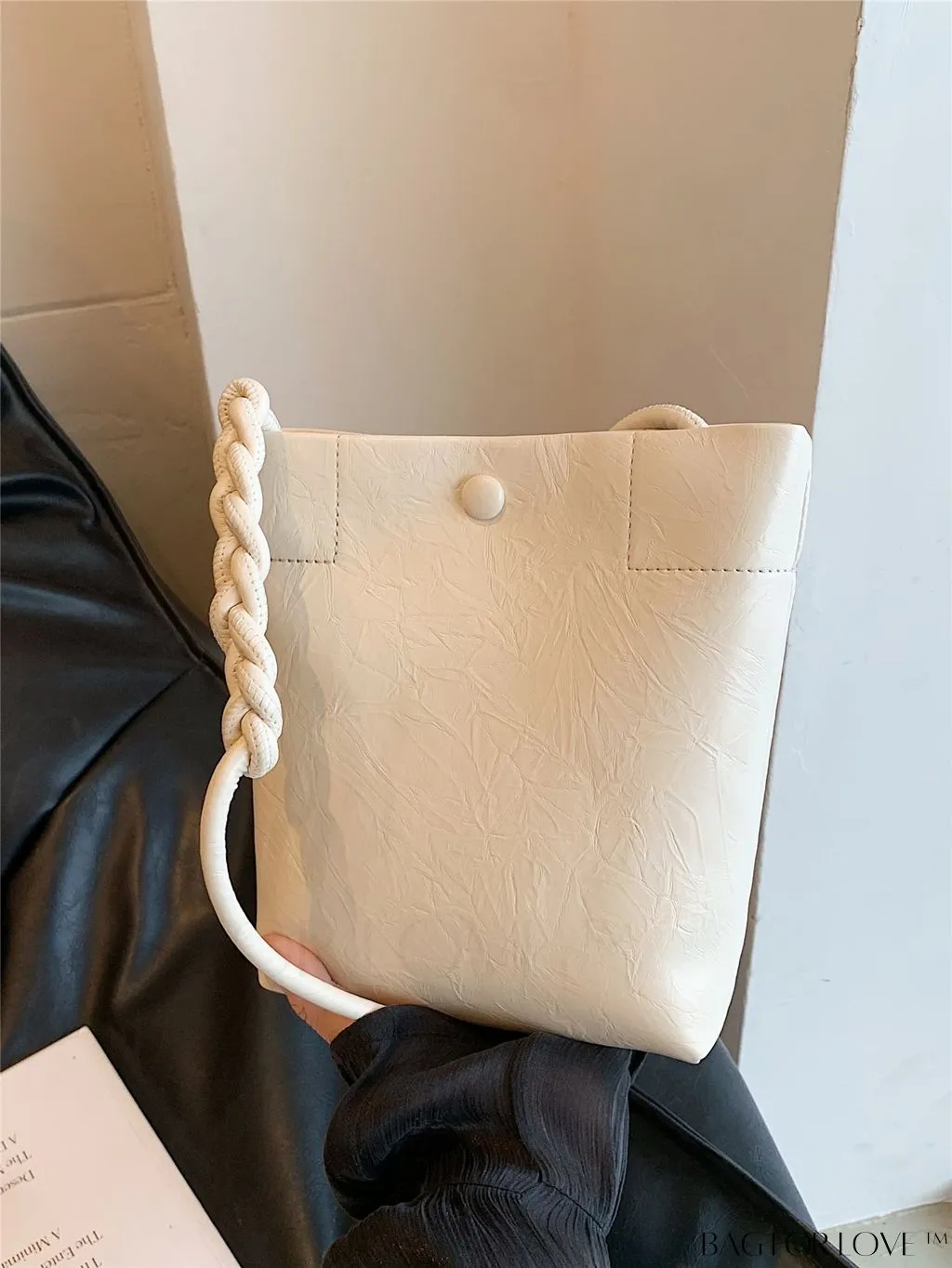 BagForLove - Stylish Compact Shoulder Bag: Mini All-Match Fashion Bucket Design