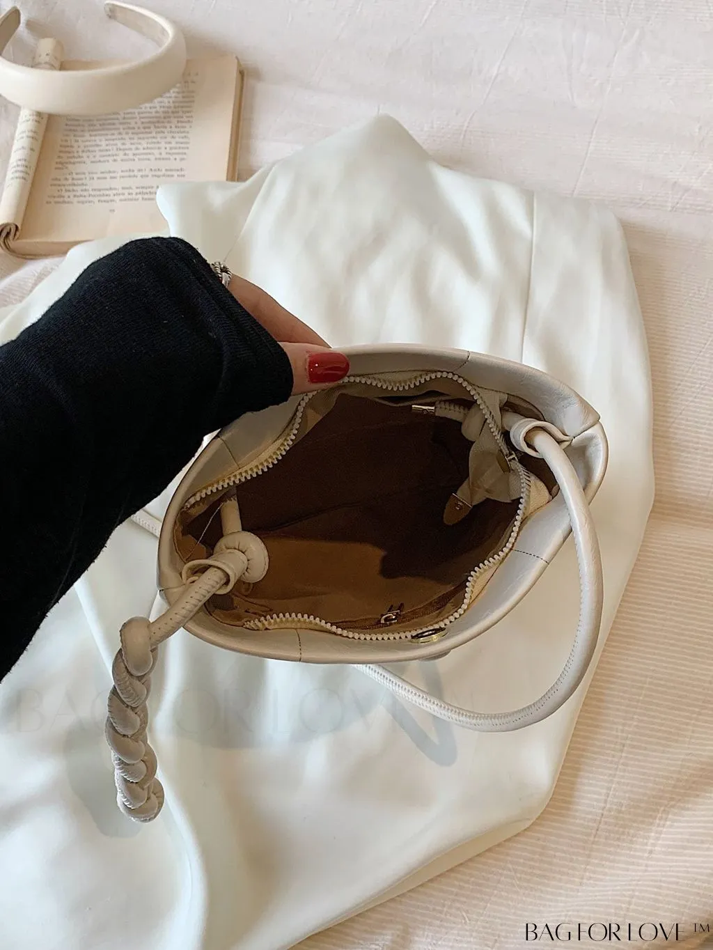 BagForLove - Stylish Compact Shoulder Bag: Mini All-Match Fashion Bucket Design