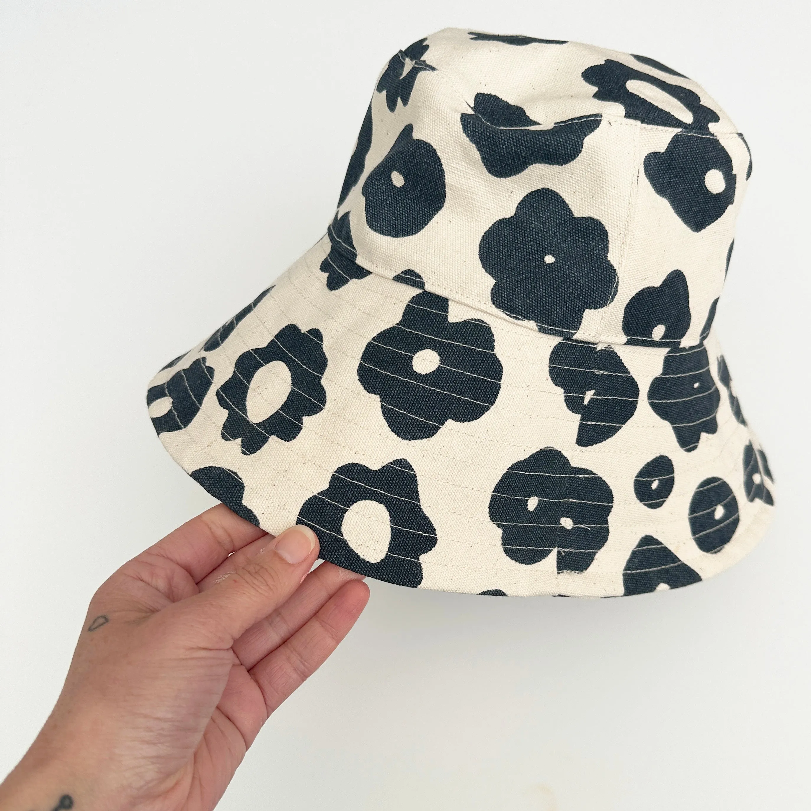 Bucket Hat - Celeste in Faded Black
