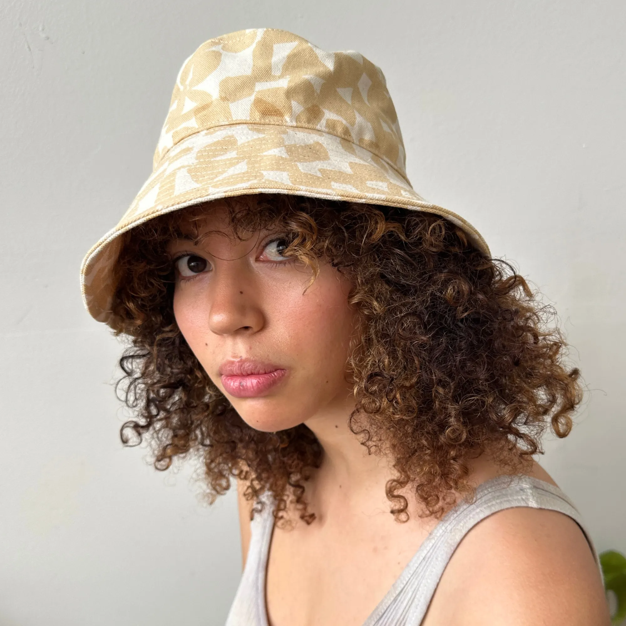 Bucket Hat - Checks in Vanilla