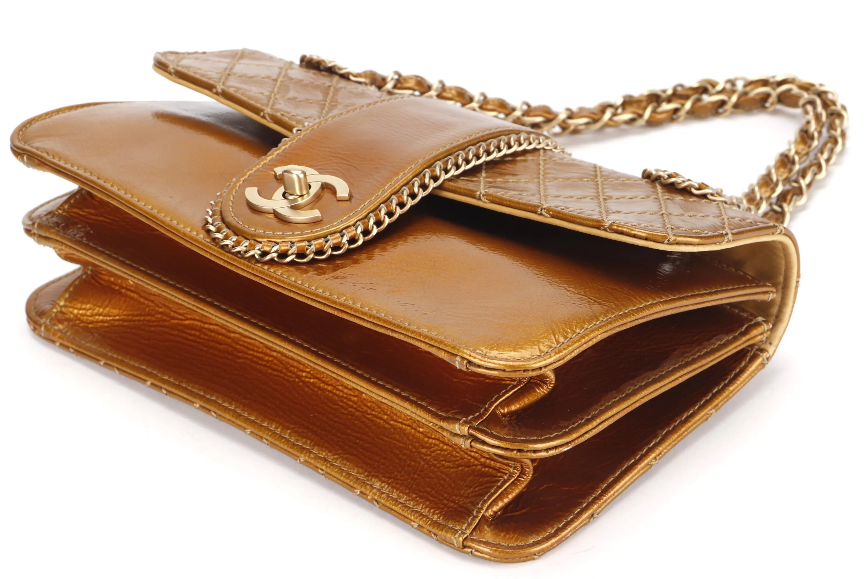 CHANEL MADISON FLAP BAG (1144xxxx) MEDIUM GOLD QUILTED PATENT LEATHER GOLD HARDWARE, NO CARD & DUST COVER