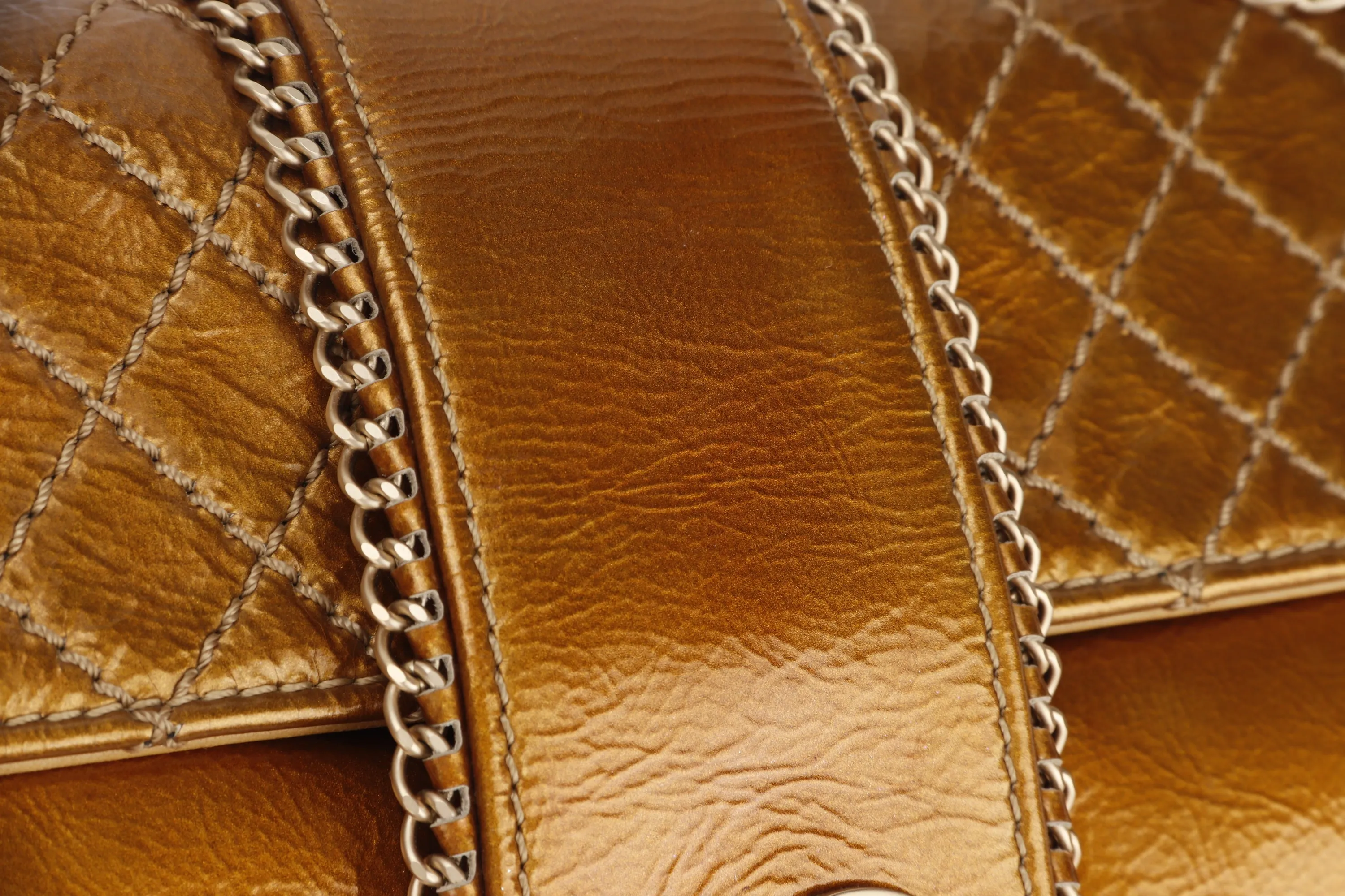CHANEL MADISON FLAP BAG (1144xxxx) MEDIUM GOLD QUILTED PATENT LEATHER GOLD HARDWARE, NO CARD & DUST COVER