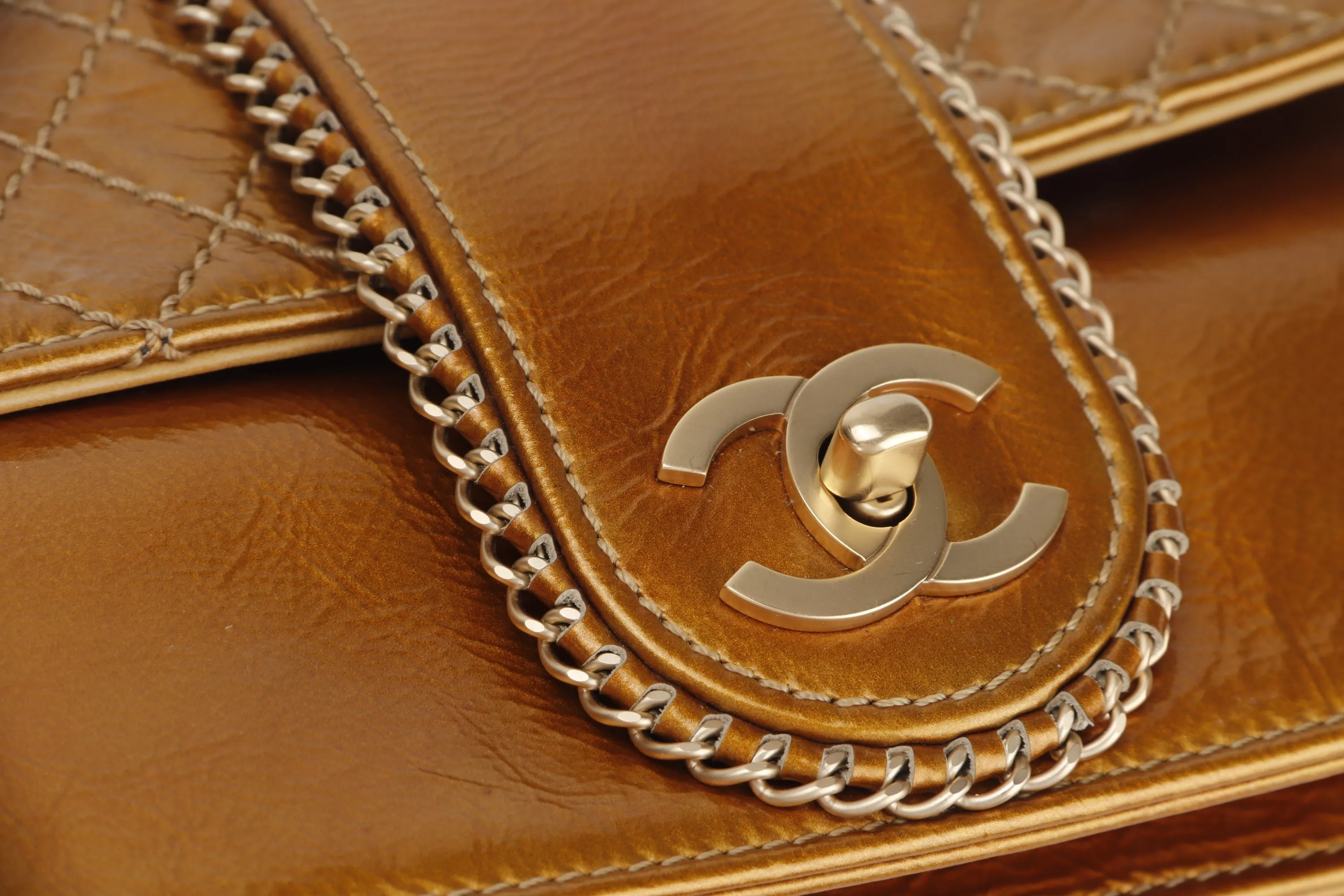 CHANEL MADISON FLAP BAG (1144xxxx) MEDIUM GOLD QUILTED PATENT LEATHER GOLD HARDWARE, NO CARD & DUST COVER