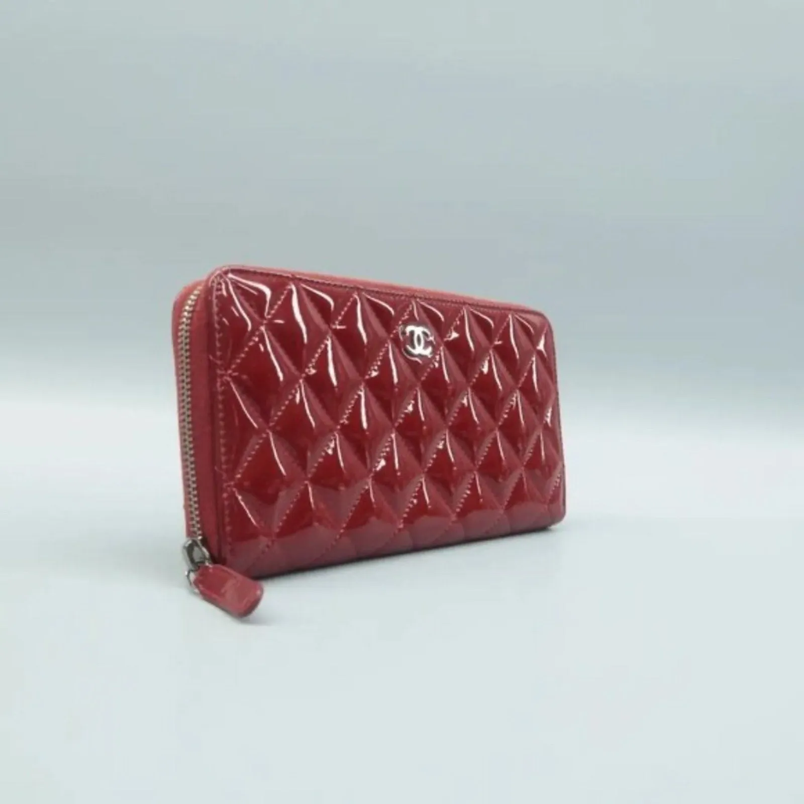 CHANEL Red Patent Leather Wallet