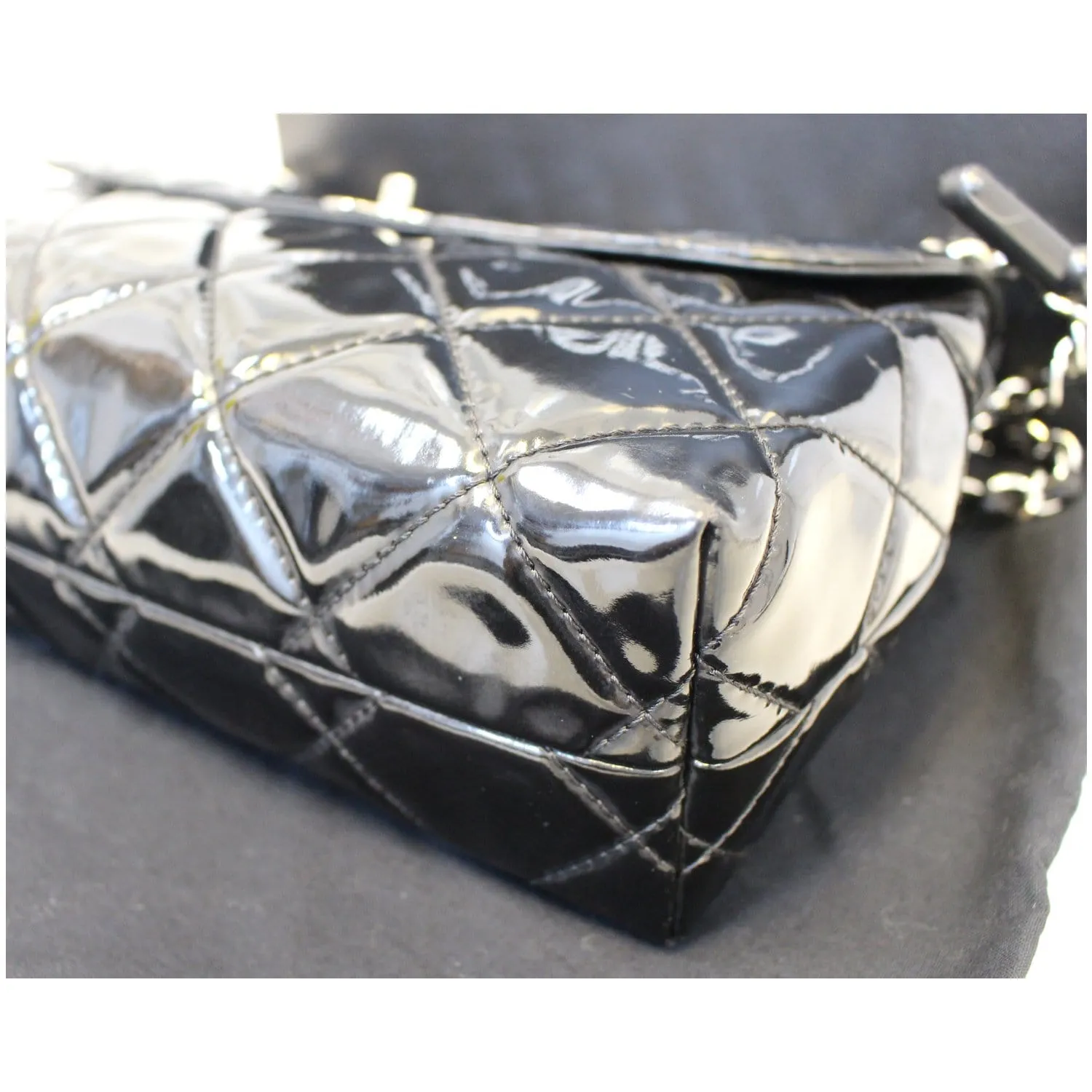 CHANEL Sac Rabat Patent Leather Shoulder Bag