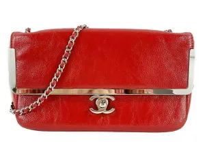 CHANEL - Small Textured Red Patent Frame Flap - CC Lock - Silver Shoulder Bag