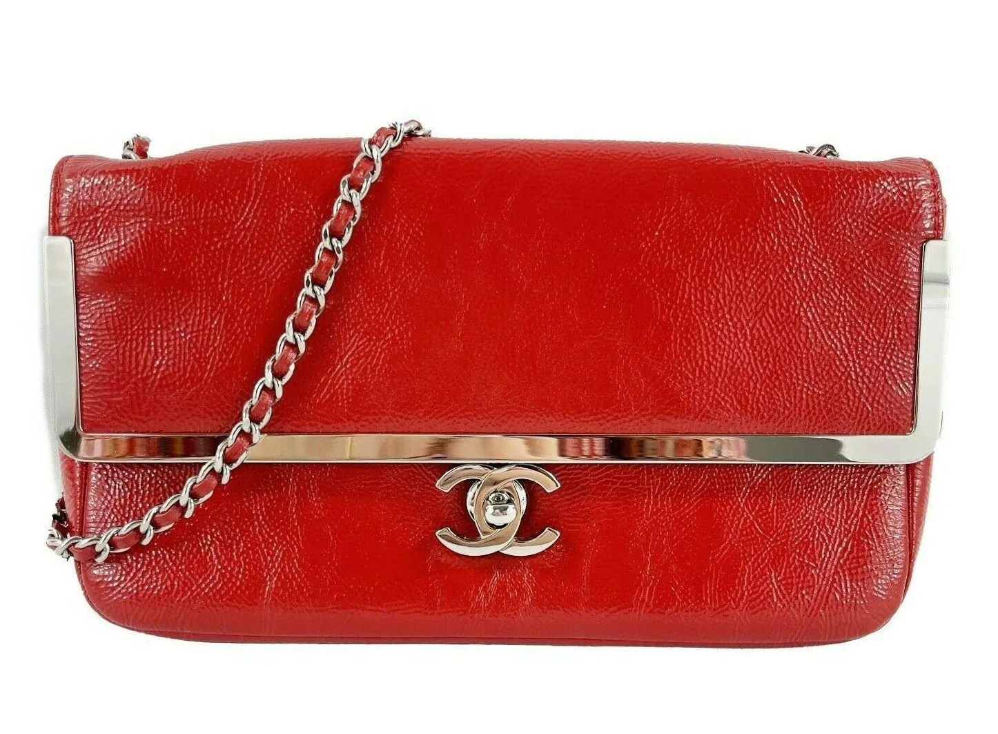 CHANEL - Small Textured Red Patent Frame Flap - CC Lock - Silver Shoulder Bag
