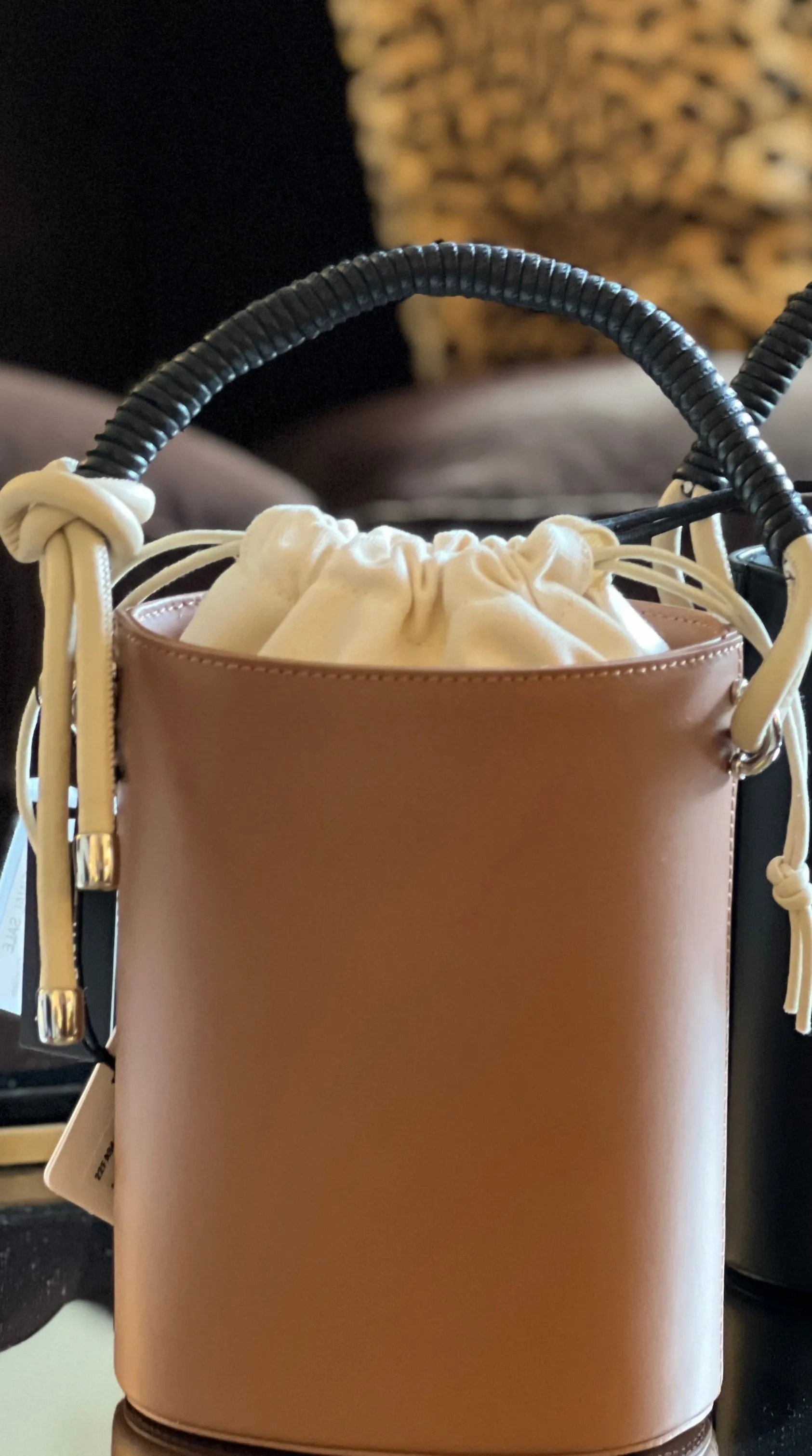 Como Bucket Bag, Chocolate