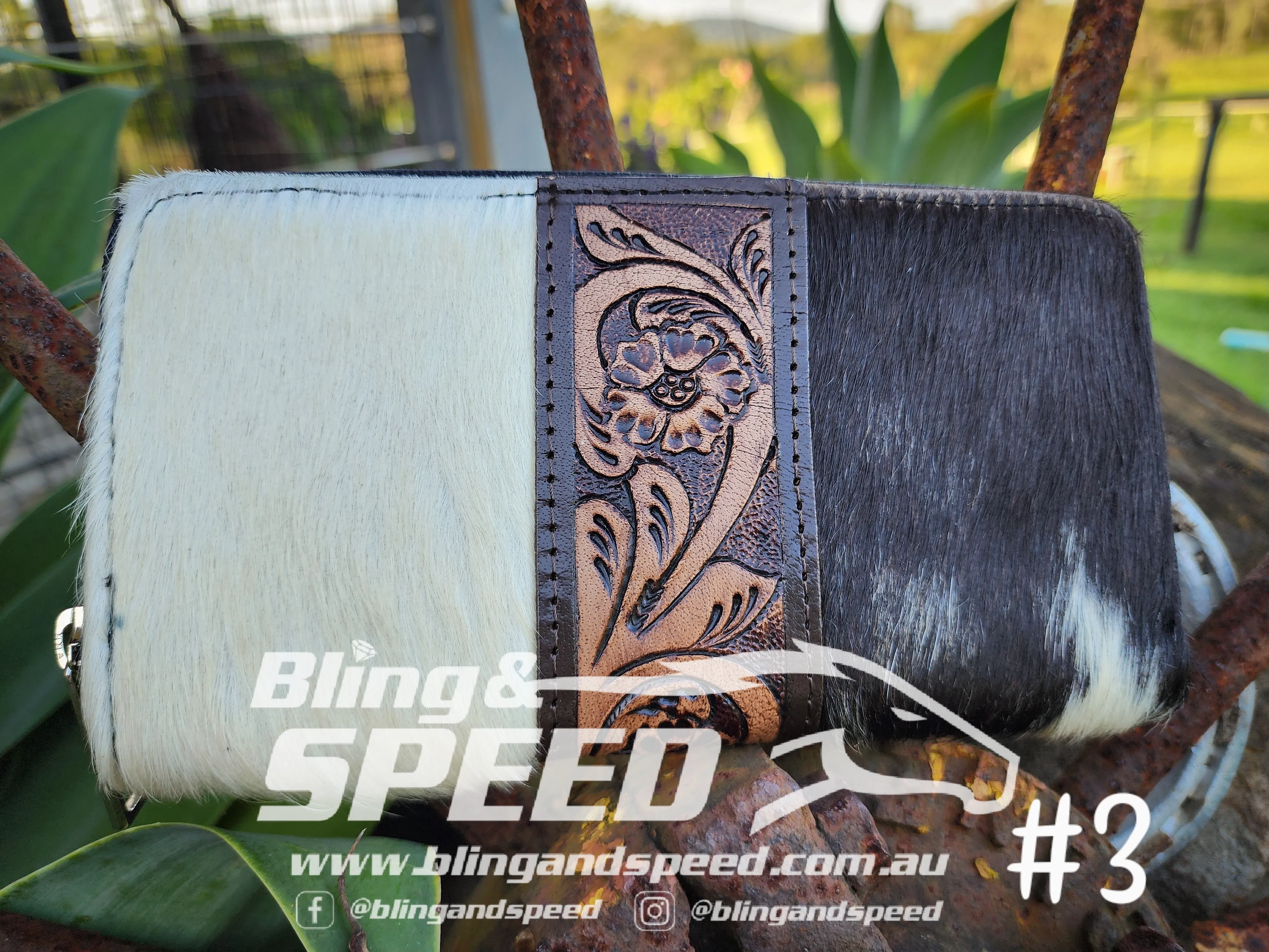 Cowhide and Leather Wallet - Zipper Closure