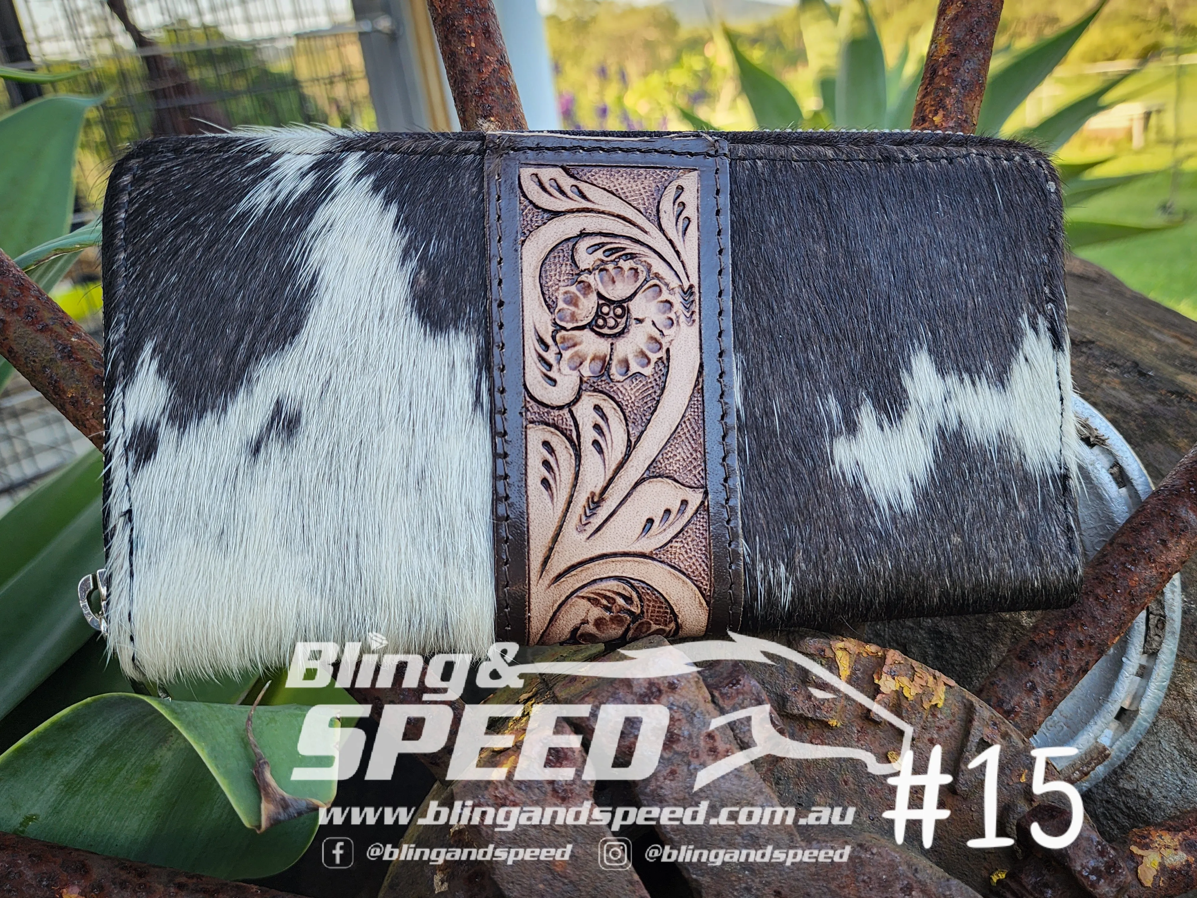 Cowhide and Leather Wallet - Zipper Closure