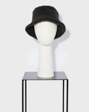 Curly merino bucket hat