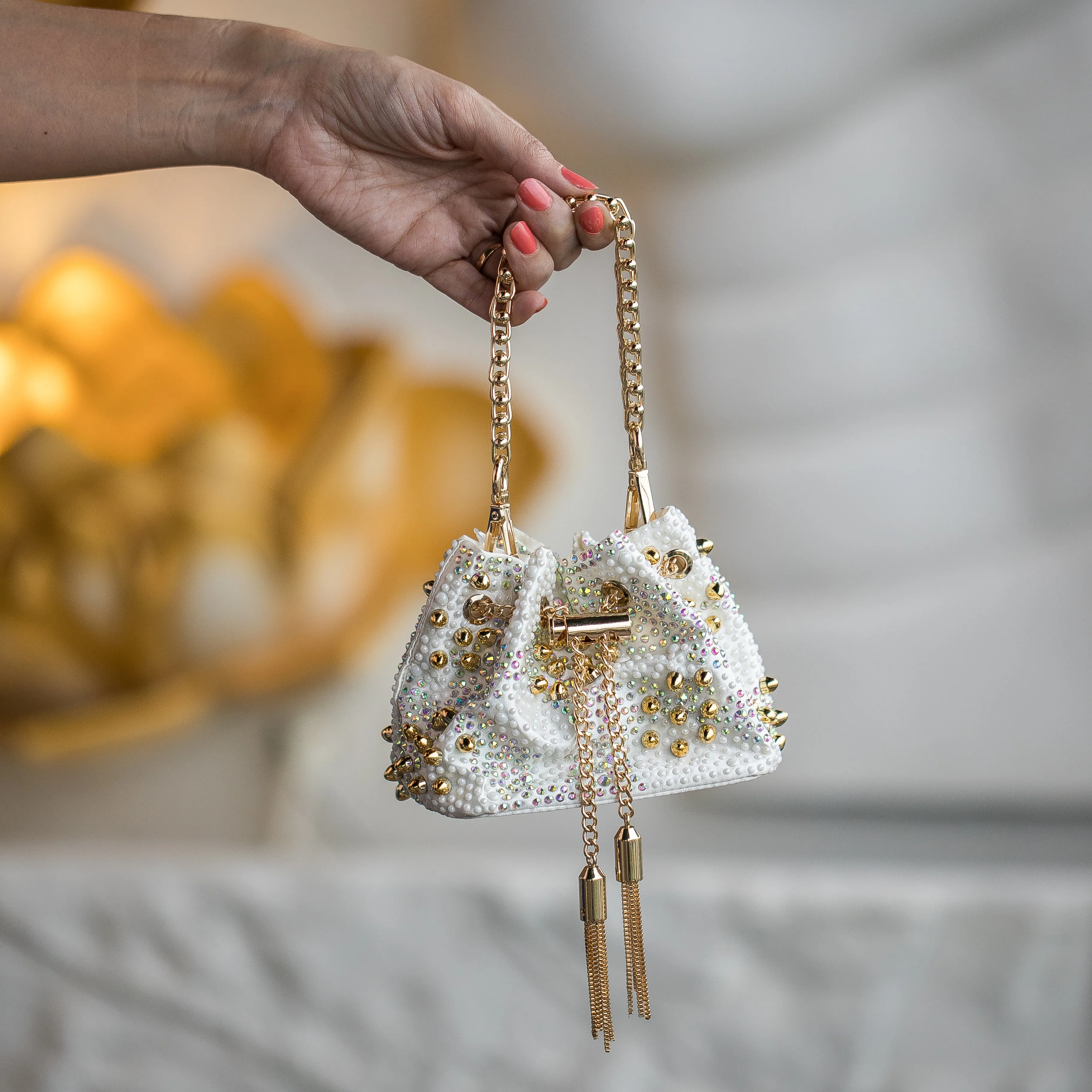 Daisy Mini Bag In White Color