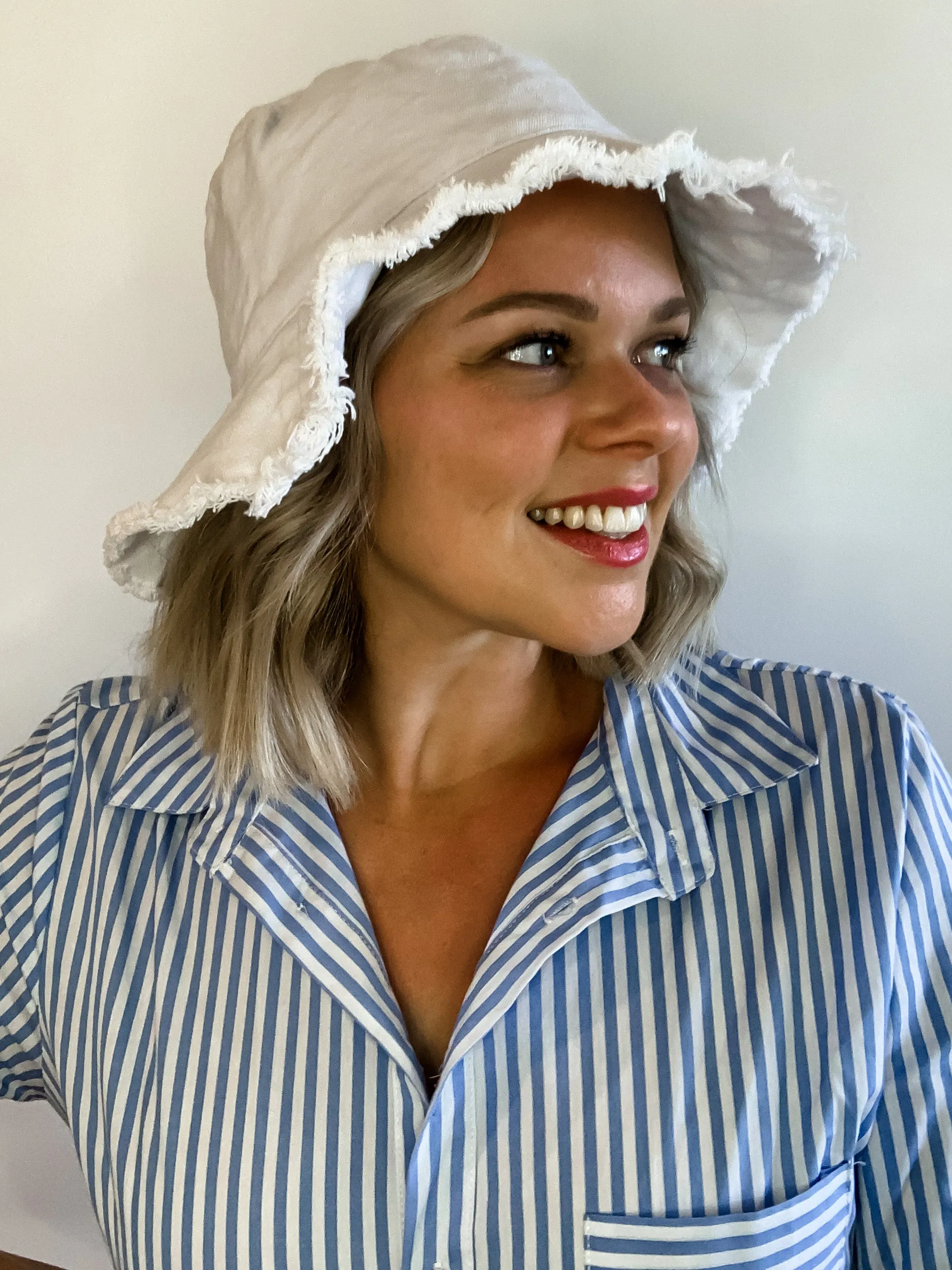 DREW BUCKET HAT - WHITE