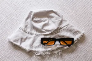 DREW BUCKET HAT - WHITE