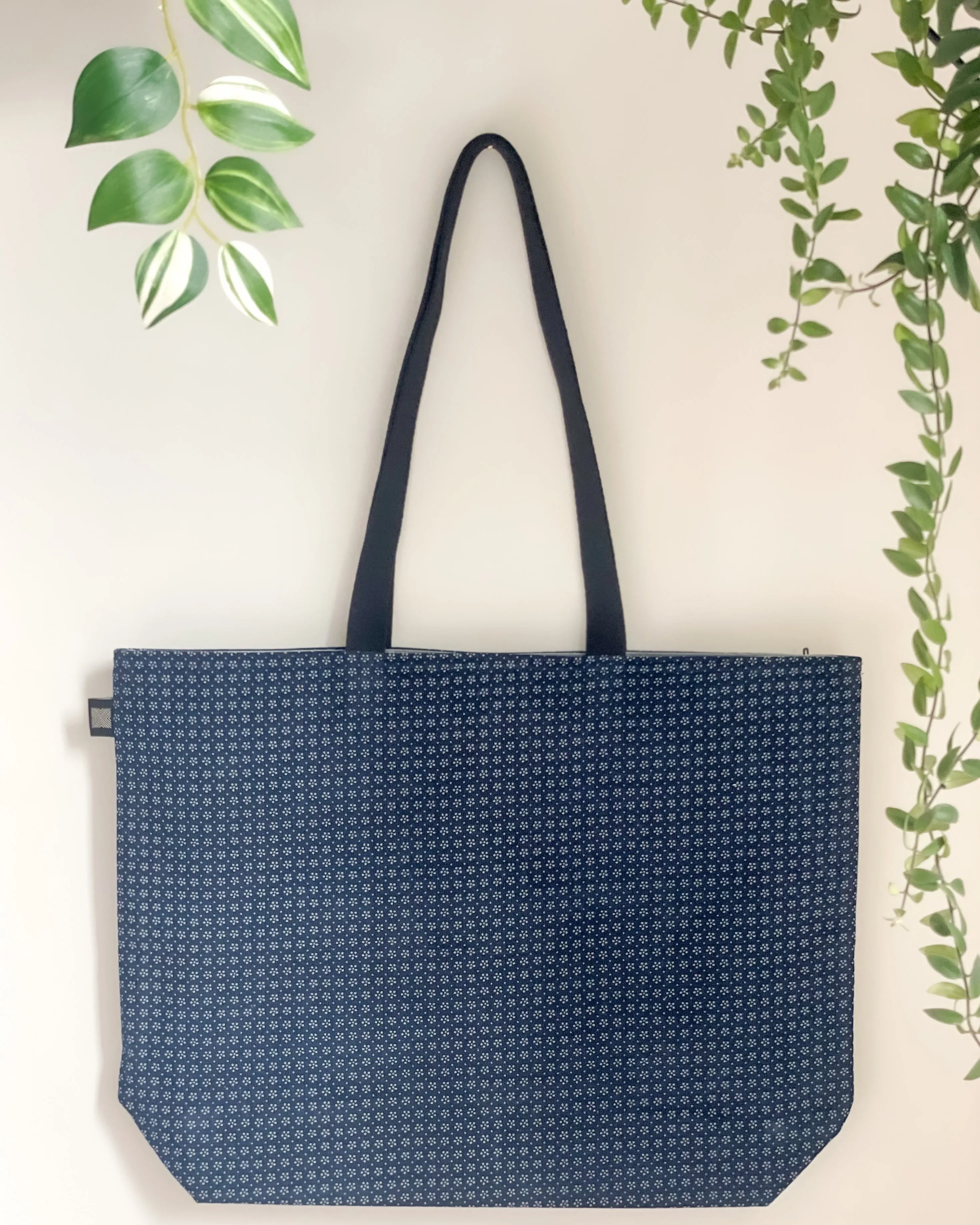 Essential Canvas Tote Bag