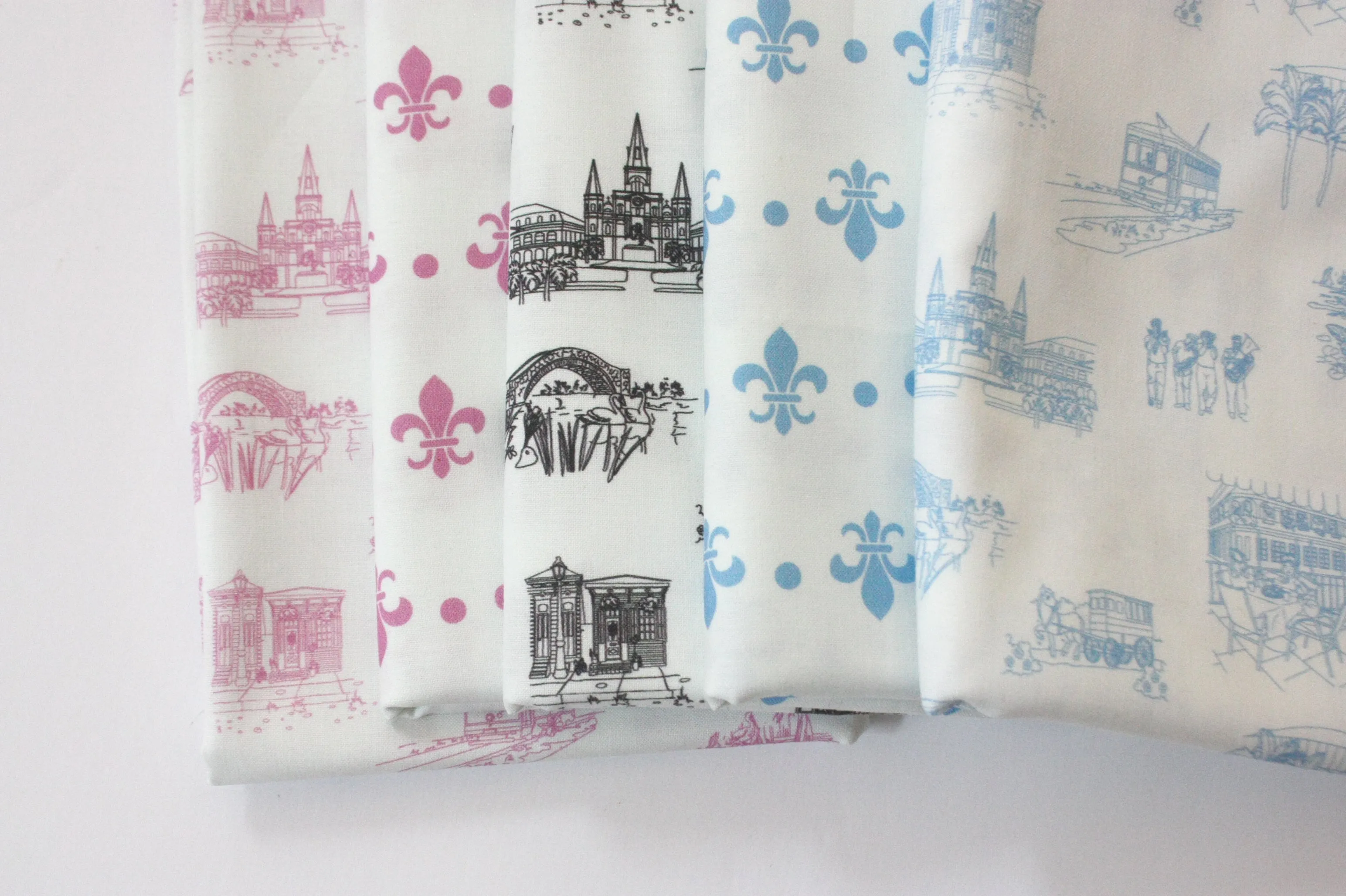 Fabric: Fleur de Lis - Pink | 100% Cotton Woven *Final Cut*