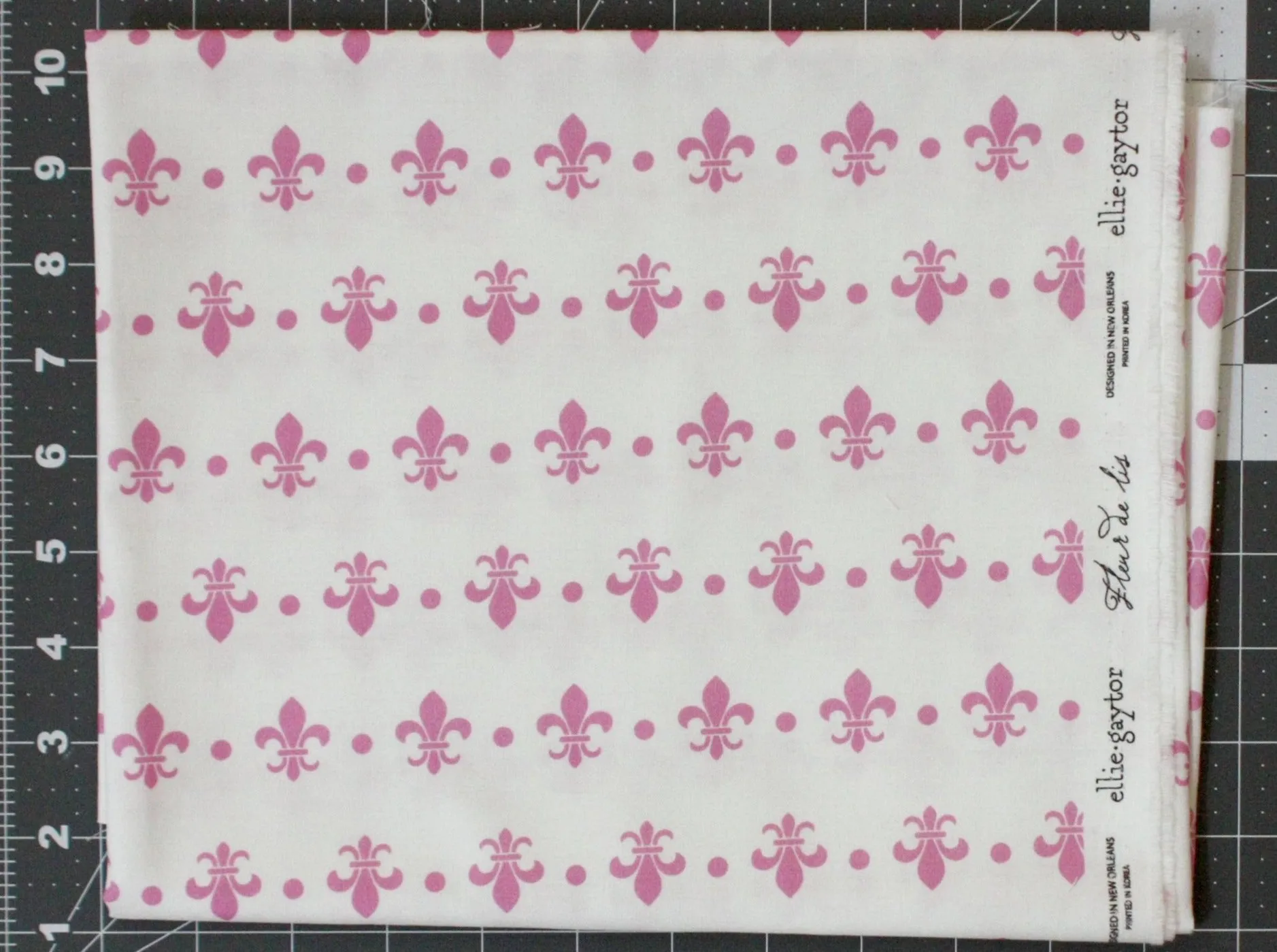 Fabric: Fleur de Lis - Pink | 100% Cotton Woven *Final Cut*