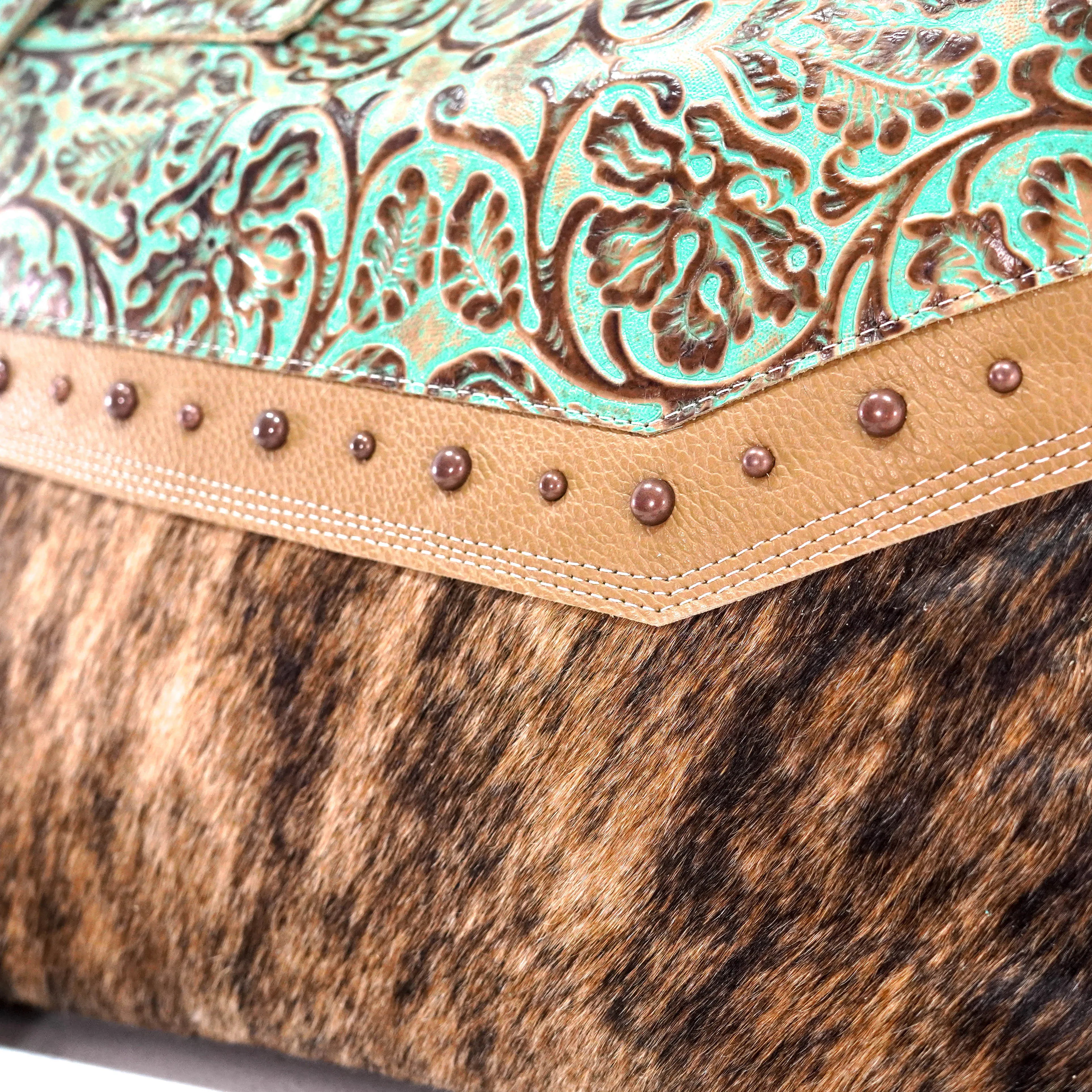 Fancy Oakley - Brindle w/ Turquoise tool