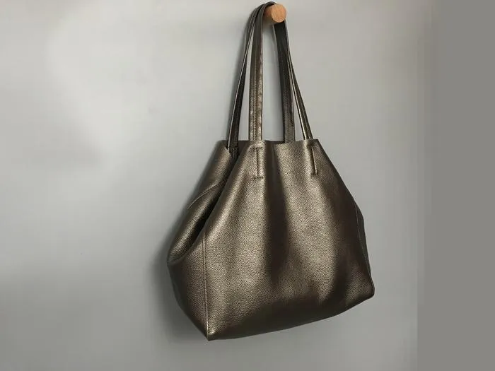 Fashion Womens Gold Leather Oversize Tote Bags Bronze Shoulder Tote Bag Handbag Tote For Women