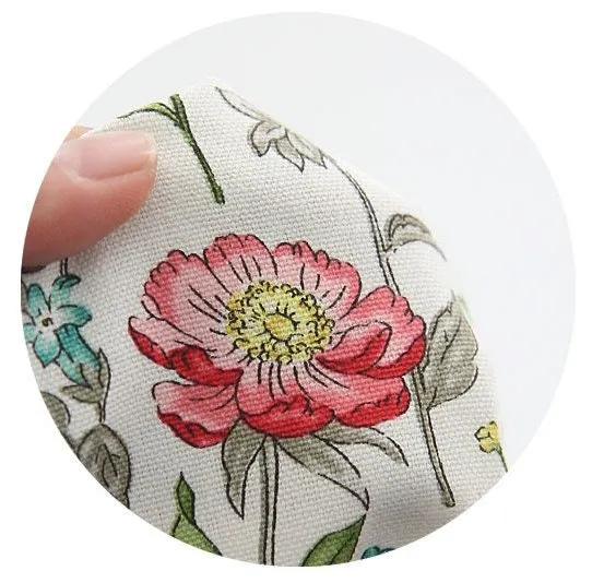 Flower Garden Oxford Cotton Fabric - Ivory or Navy - Home Decor Fabric By the Yard / 39379
