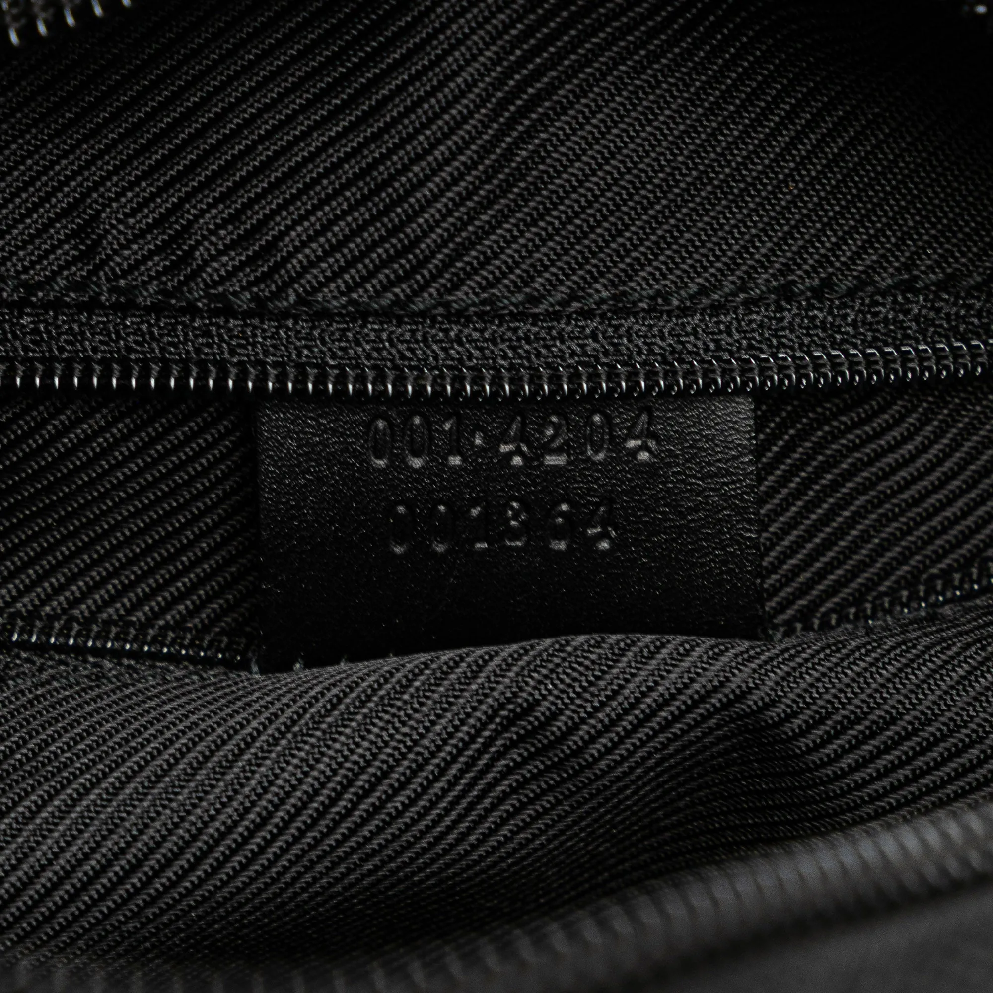 GG Canvas Shoulder Bag