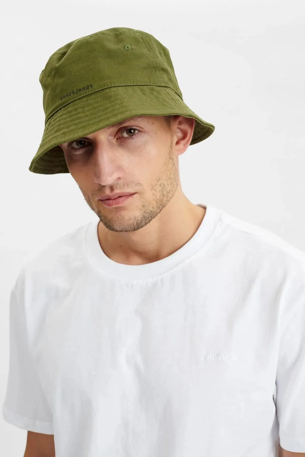 Gorro Bucket Akbøllehat canvas olivine