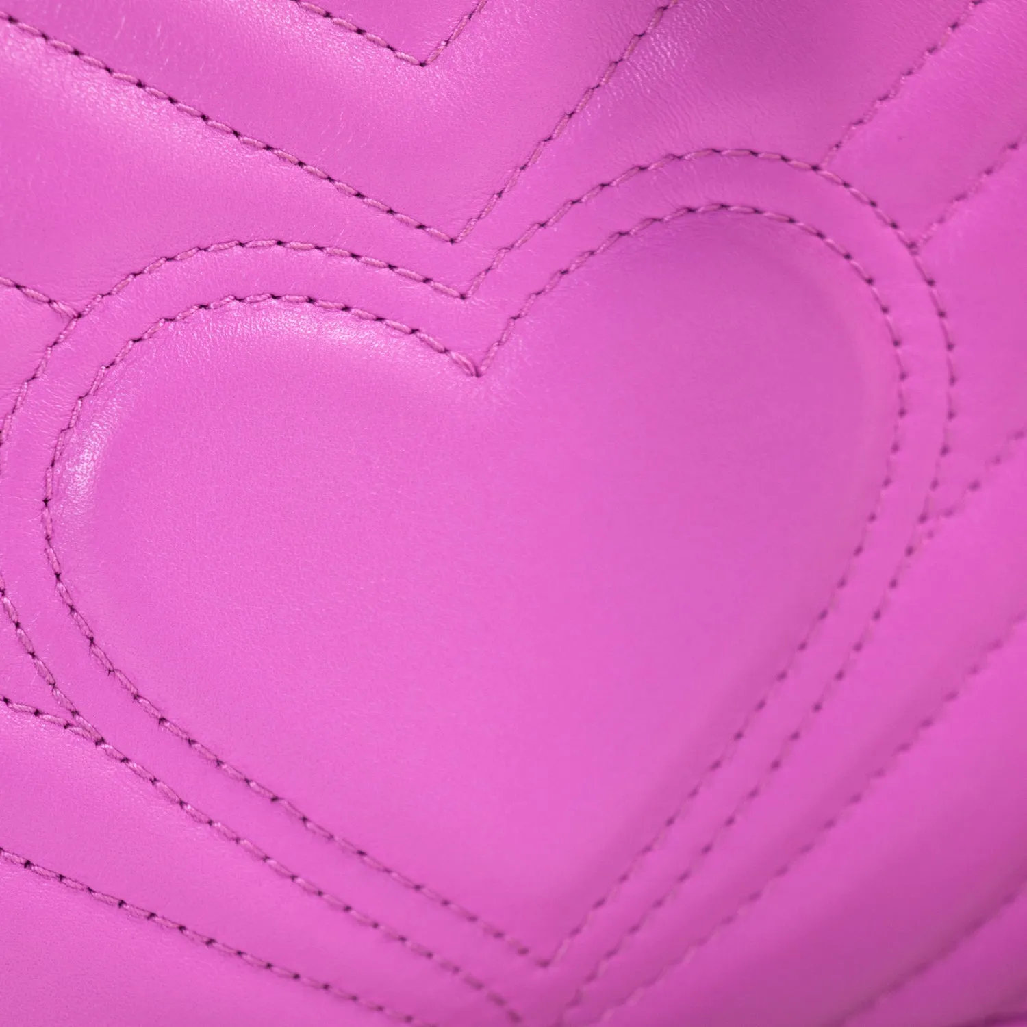 Gucci GG Marmont Matelassé Mini Bag