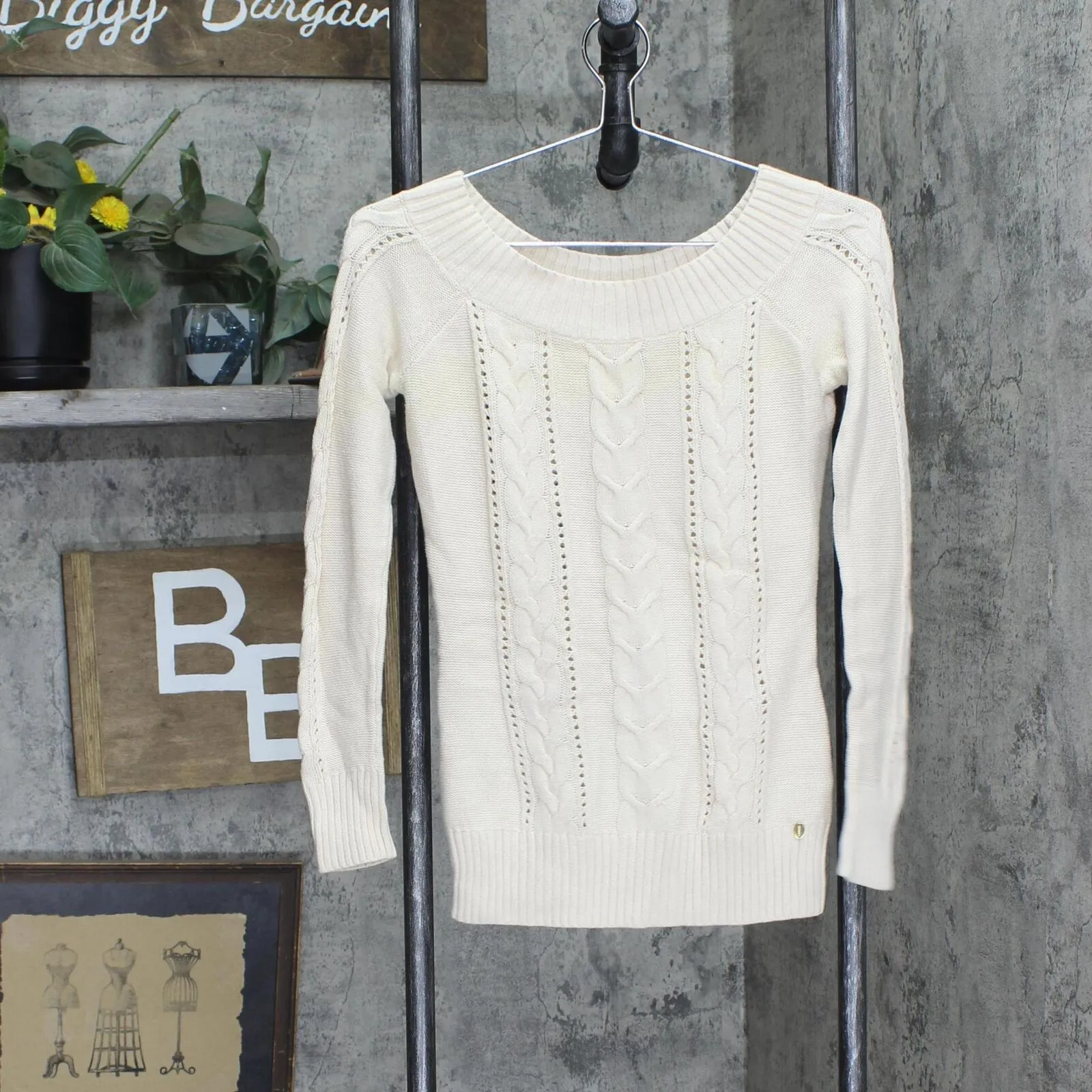 Guess Womens Cable Knit Off the Shoulder Scoop Neck Sweater Cream Off White S