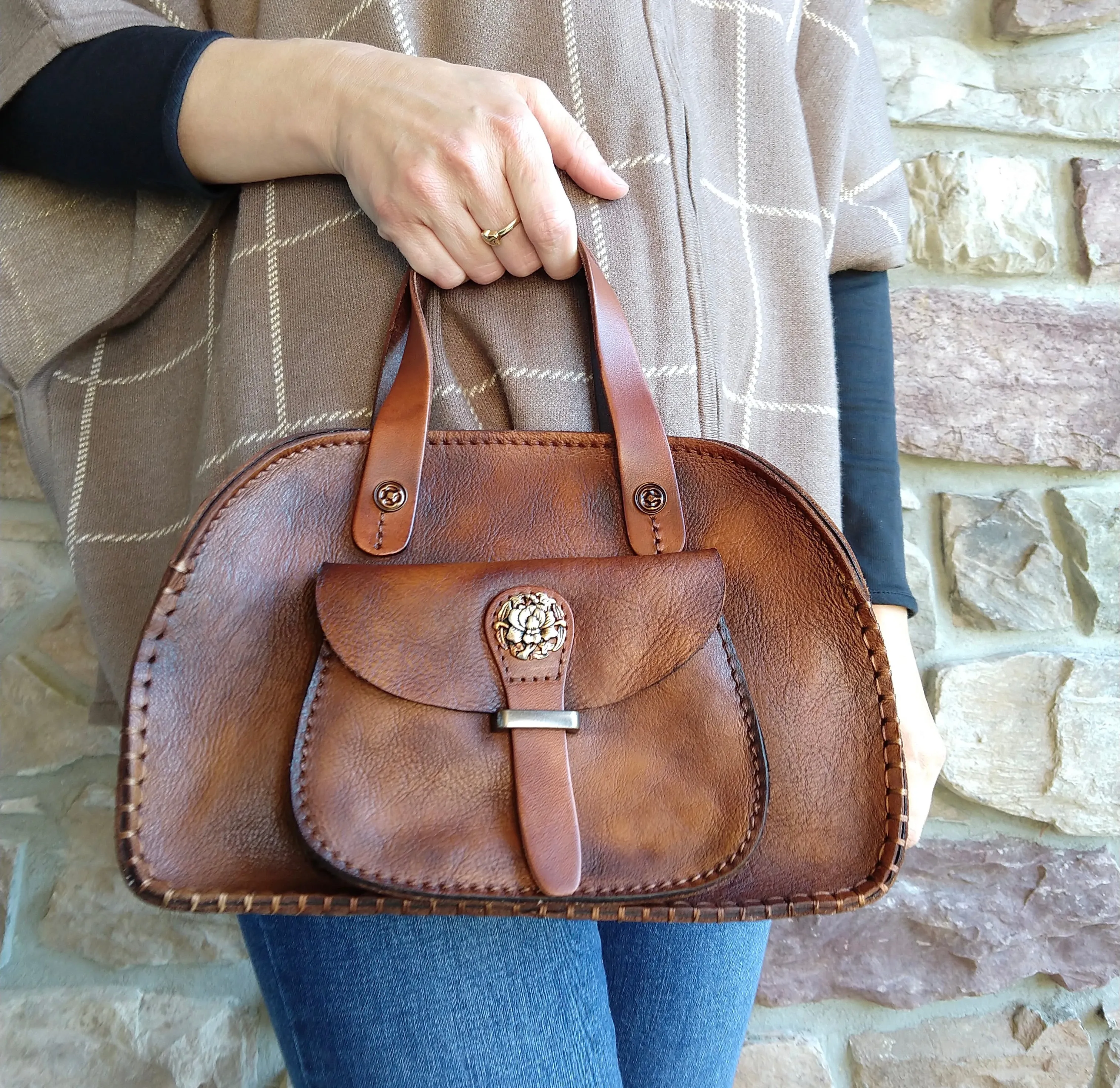 Hellen Satchel