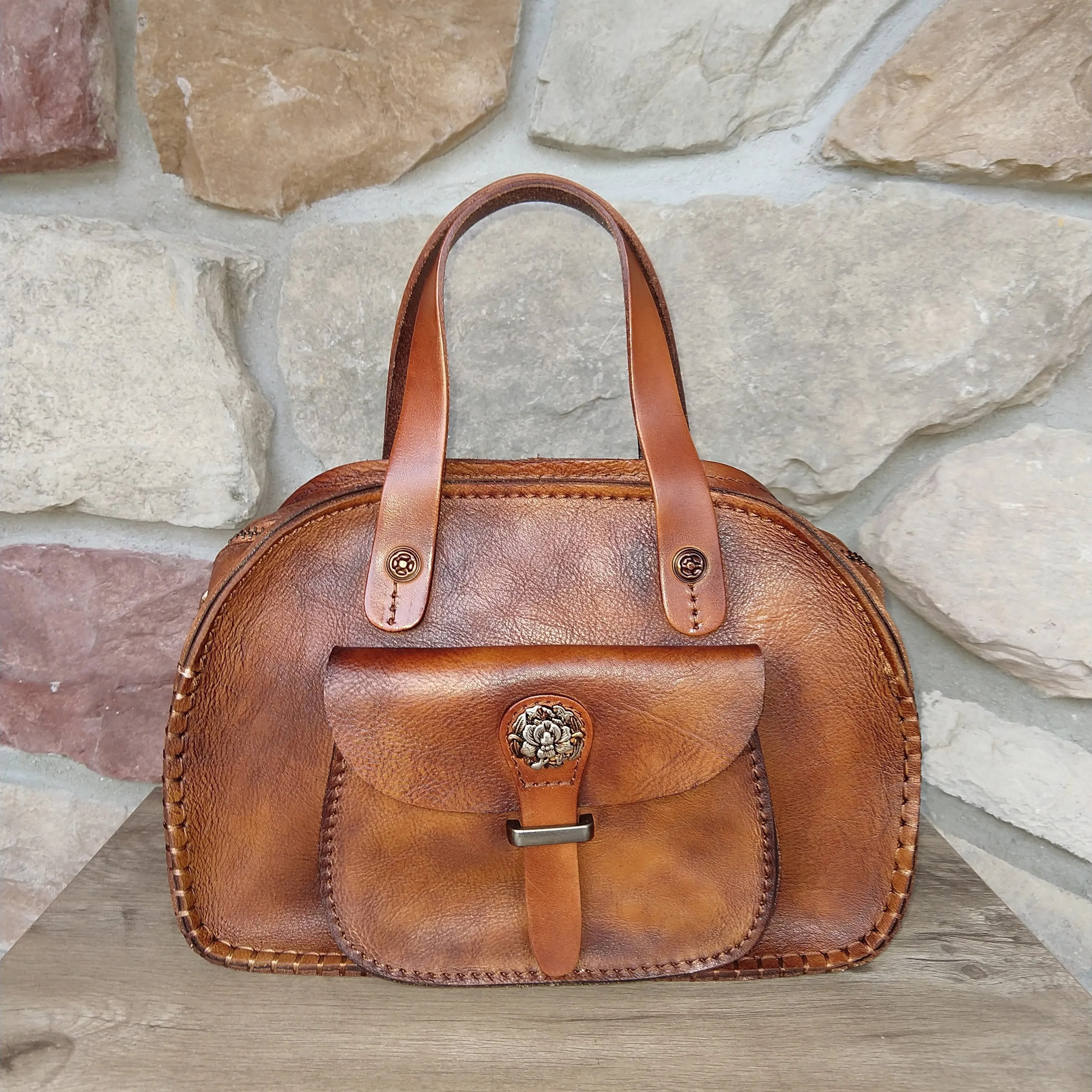 Hellen Satchel