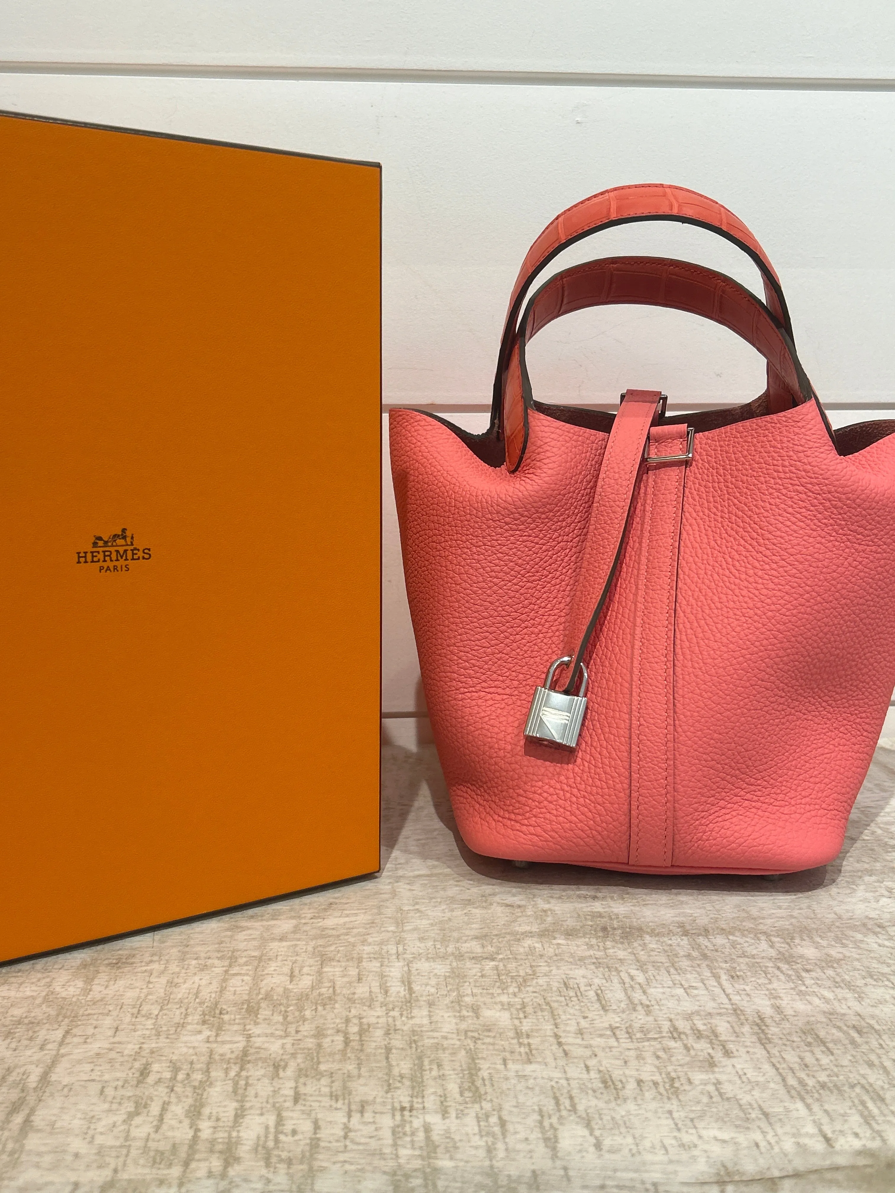 Hermès Bag, Rose Azalee Taurillon Clemence Matte Alligator Picotin Lock Touch 18 PM