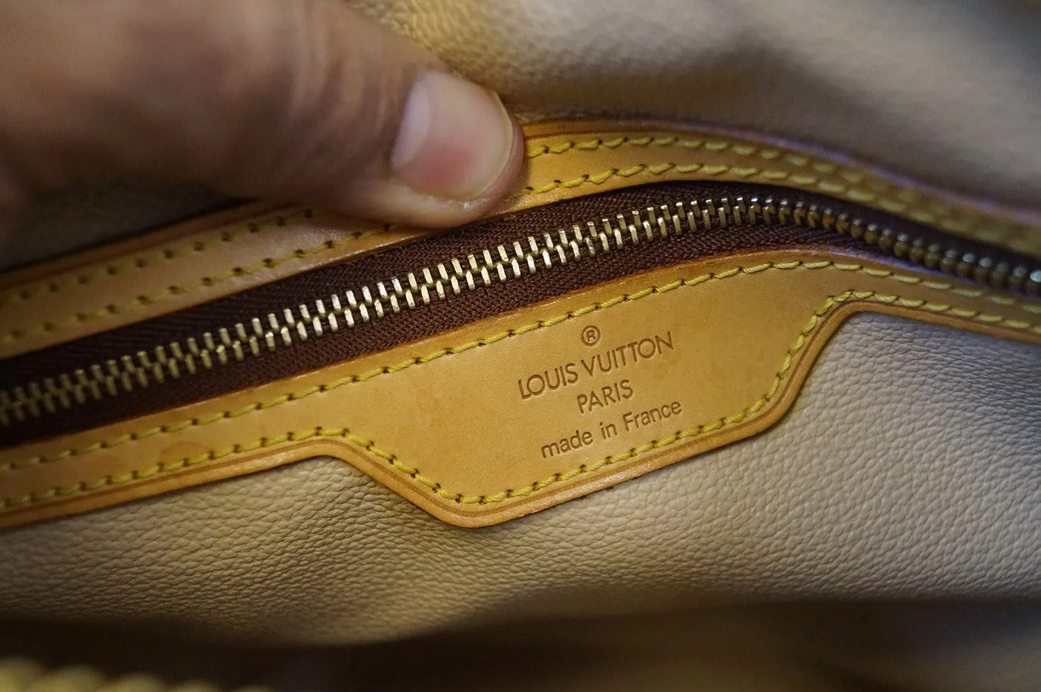 LOUIS VUITTON Bucket PM Monogram Canvas Shoulder Bag