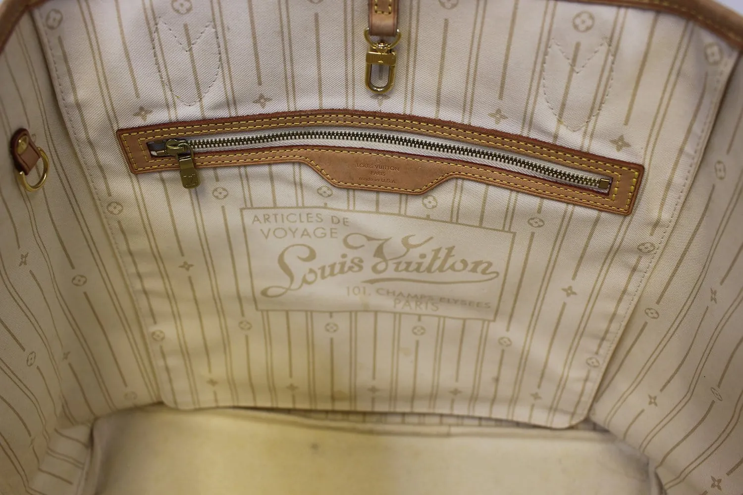 LOUIS VUITTON Damier Azur Neverfull GM White Tote Bag
