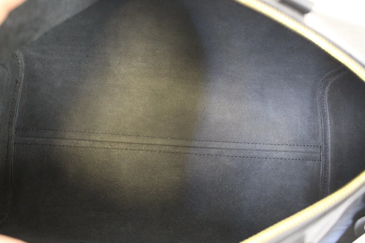 LOUIS VUITTON Epi Leather Black Speedy 35 Satchel Bag