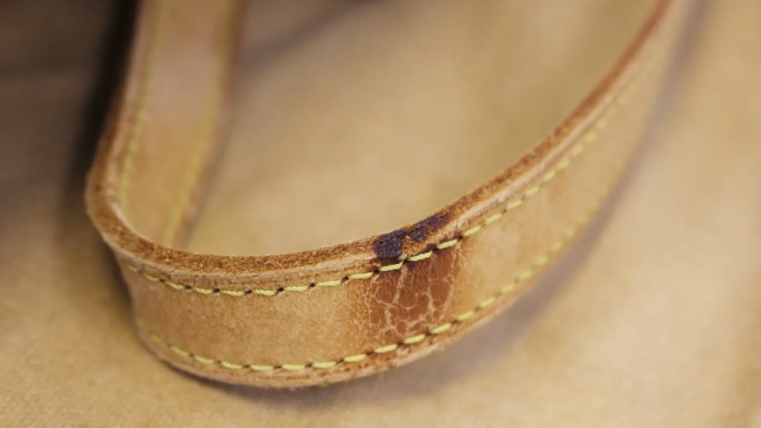 LOUIS VUITTON Monogram Canvas Brown Bucket GM Shoulder Bag