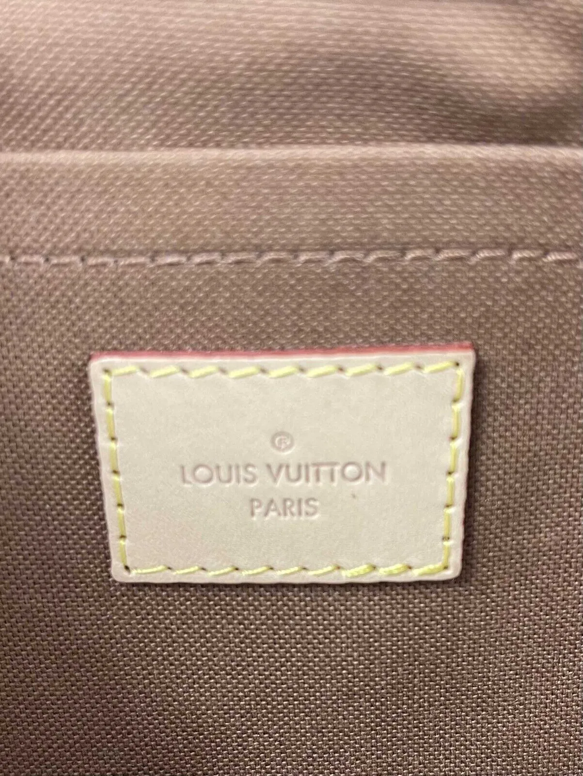 Louis Vuitton Multi Pochette Accessoires Monogram Canvas Crossbody w/ Pink Strap
