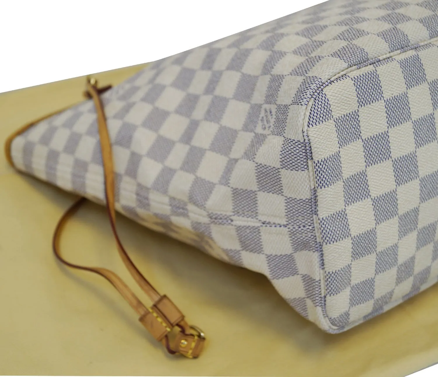 LOUIS VUITTON Neverfull MM Damier Azur White  Tote Bag