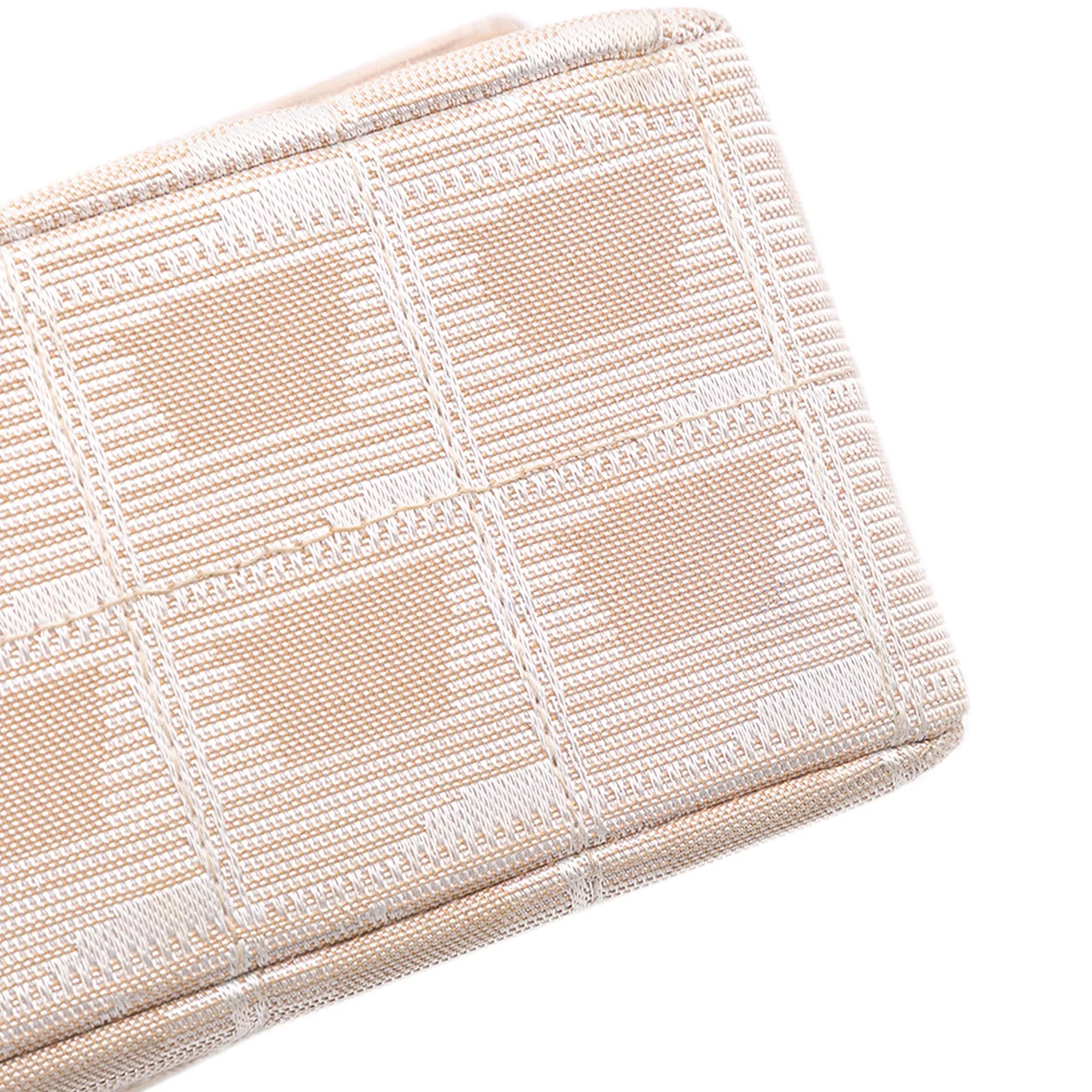 Medium New Travel Line Nylon Single Flap