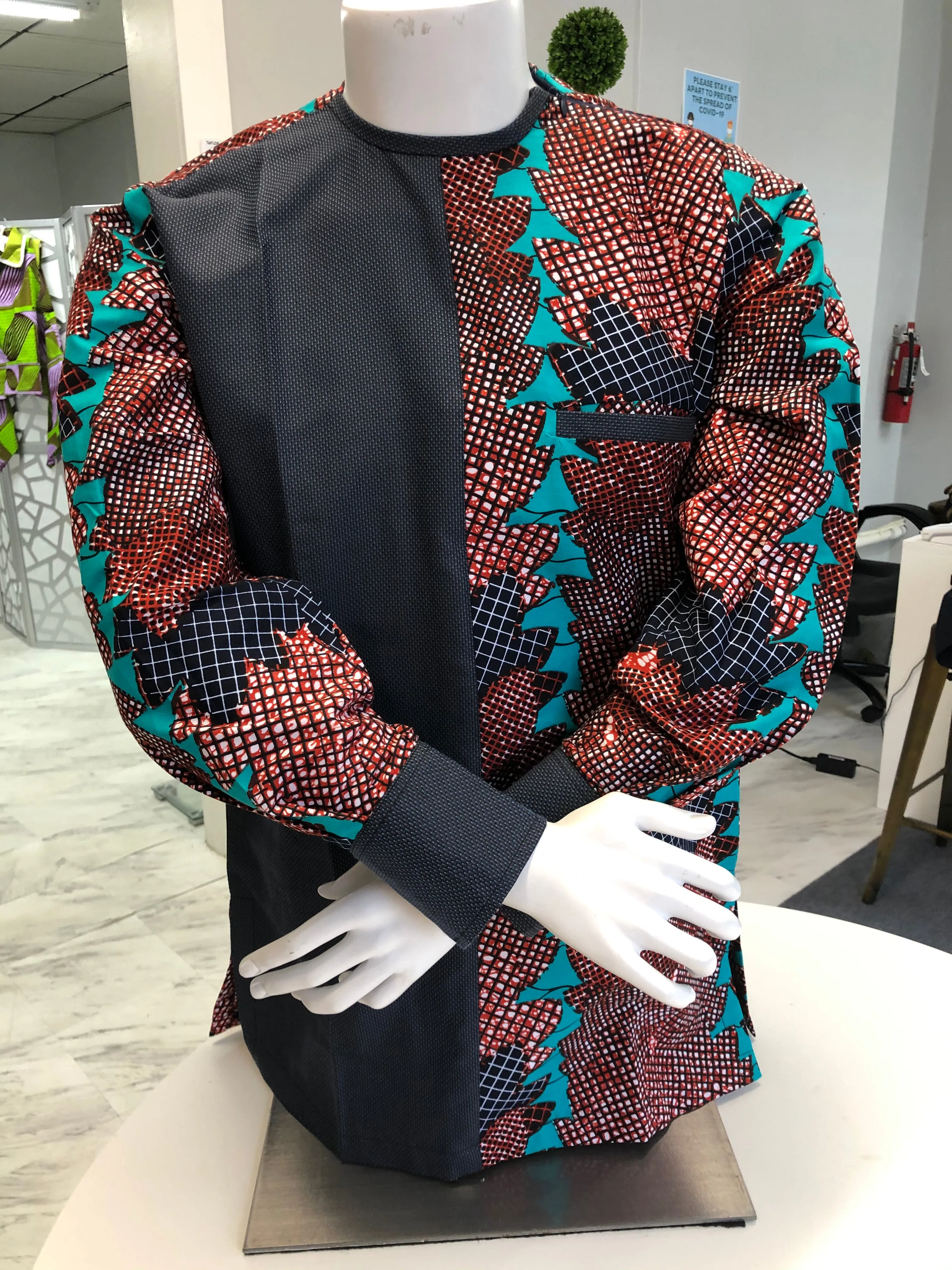 Men pullover Ankara Shirt with shoulder zip