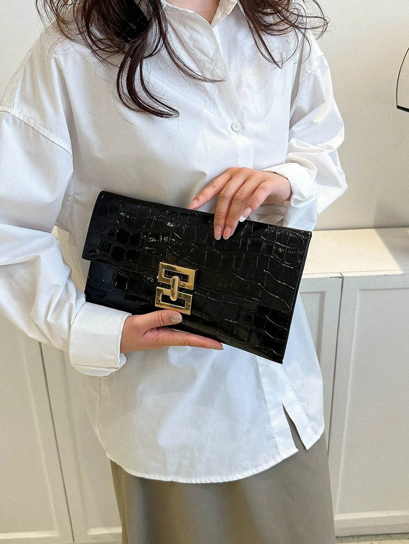 Metallic Crocodile Embossed Patent Leather Square Lock Flap Bag