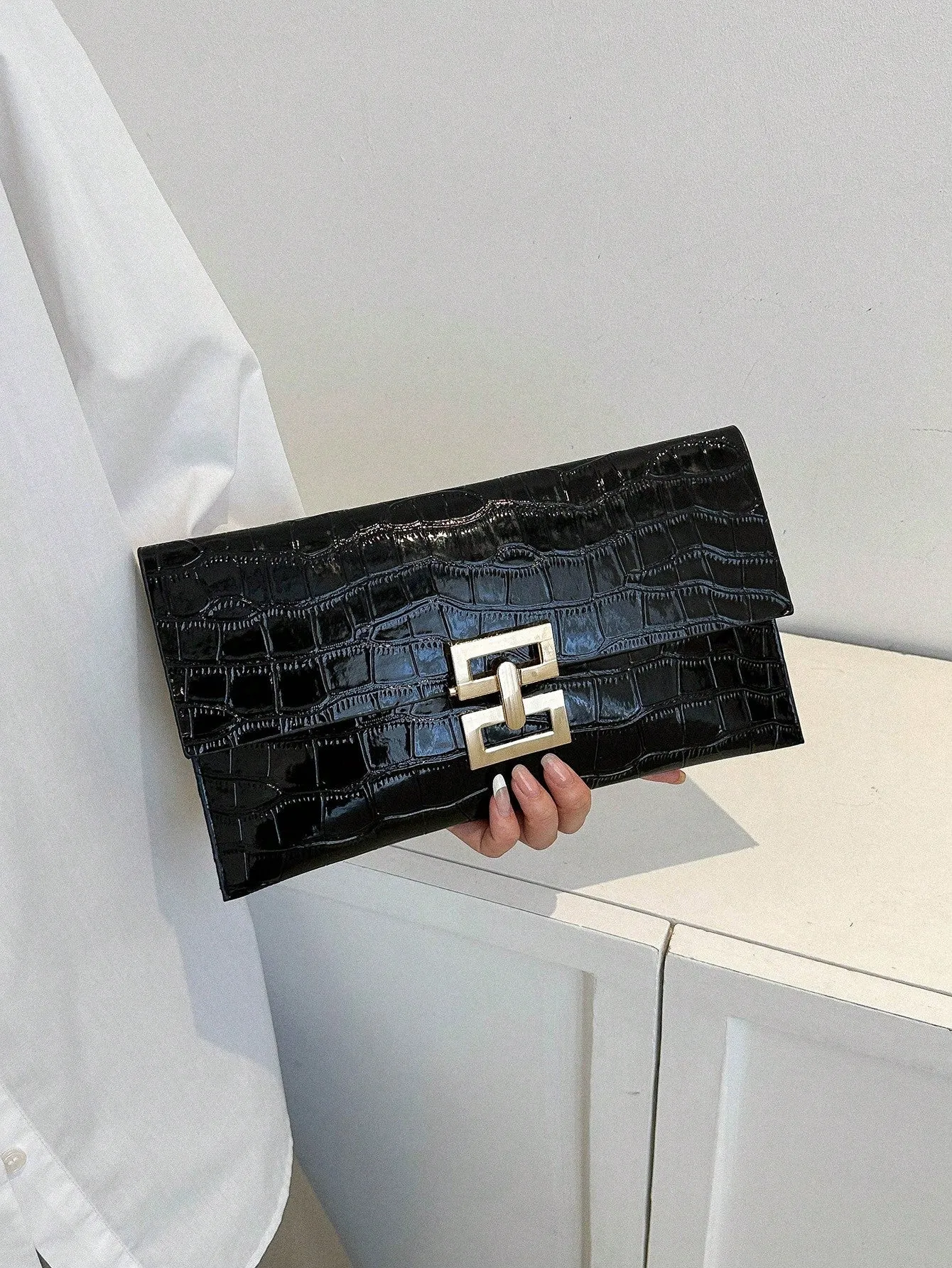 Metallic Crocodile Embossed Patent Leather Square Lock Flap Bag