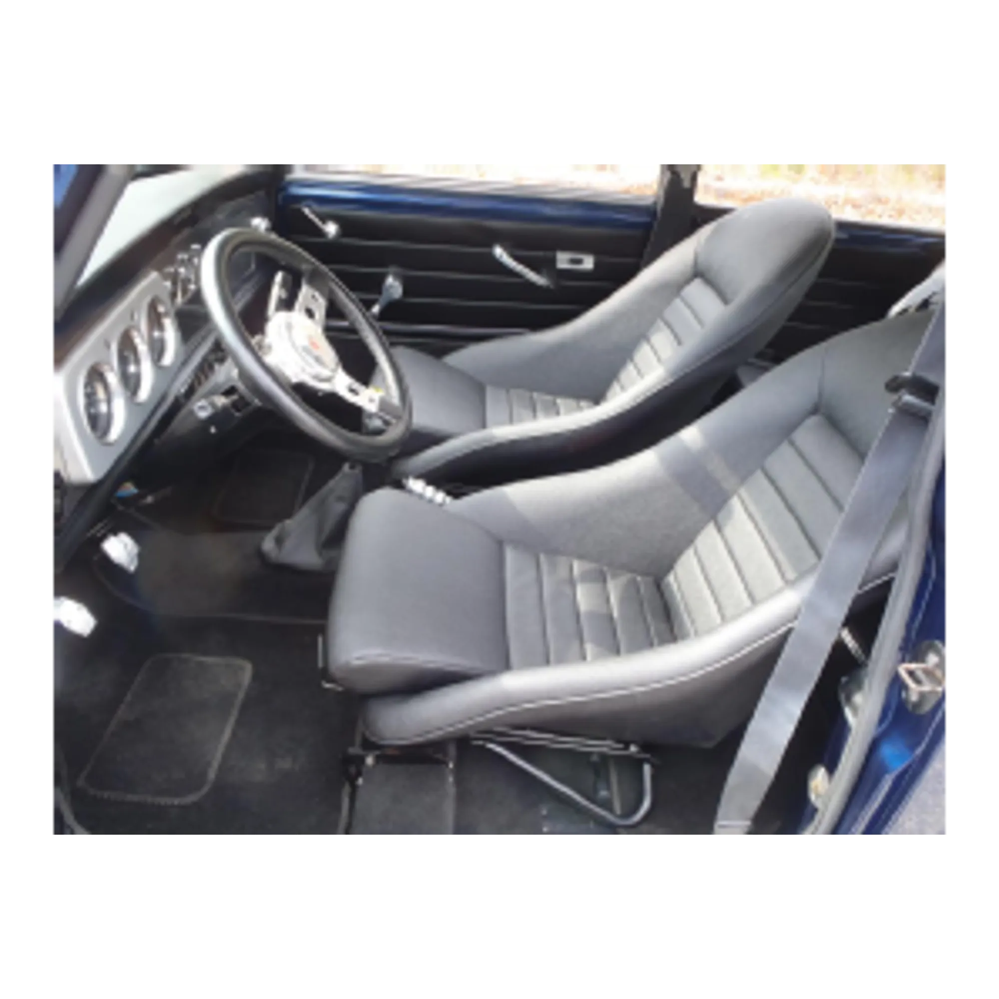 MINI BUCKET SEAT RIGHT HAND (VINYL)