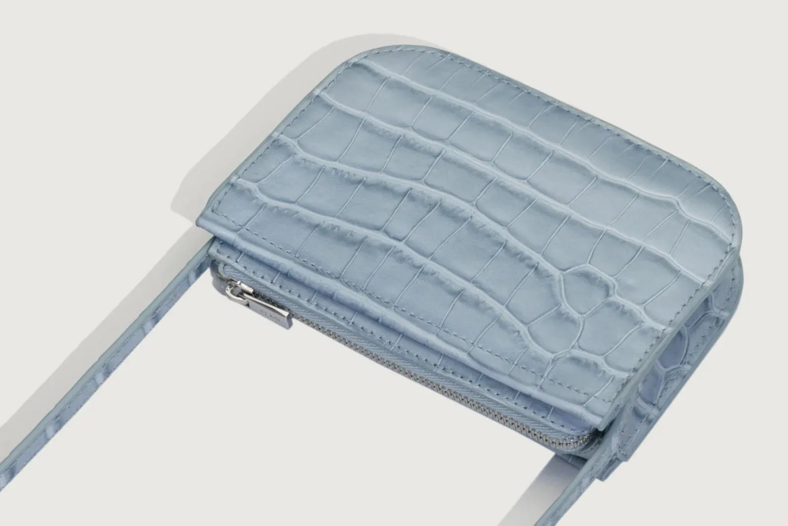 Mini Vi Pouch | Moon Croc